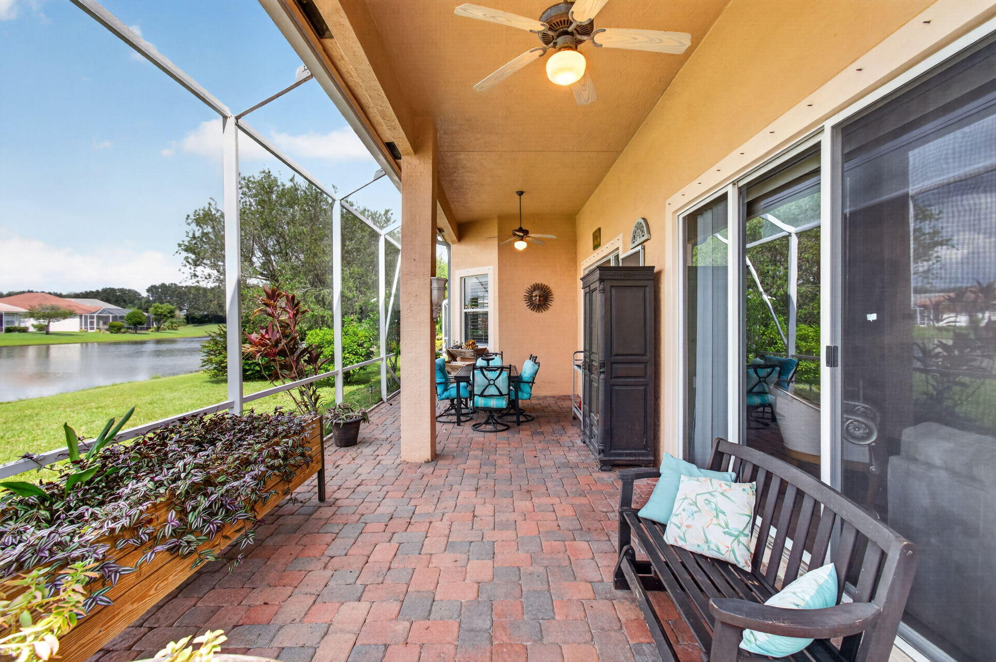 9542 Lantern Bay Circle Property Photo 41