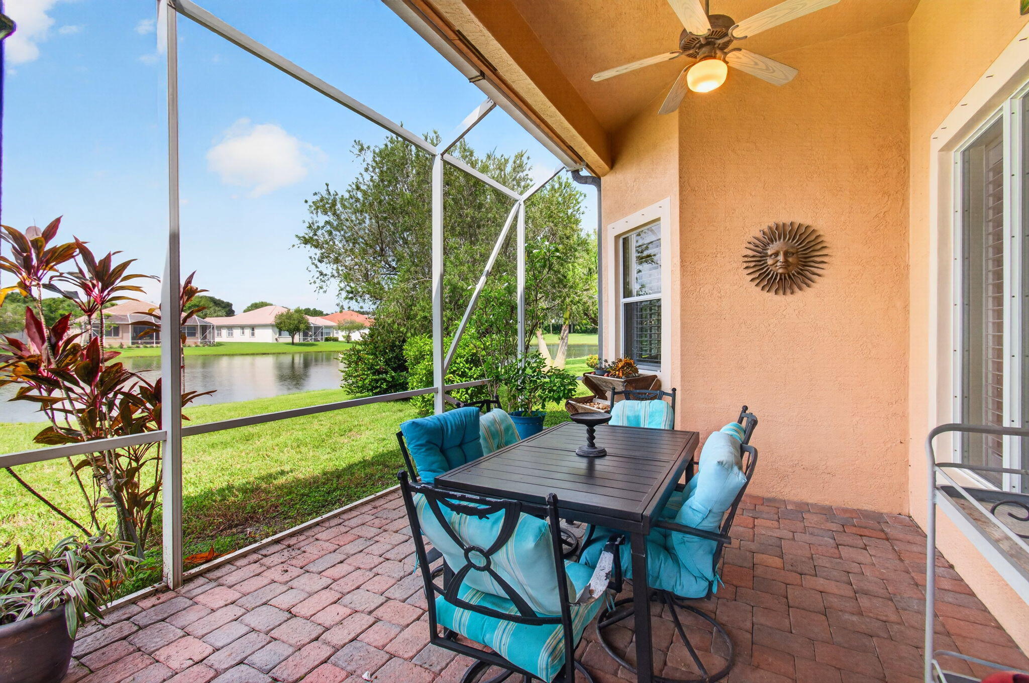 9542 Lantern Bay Circle Property Photo 44