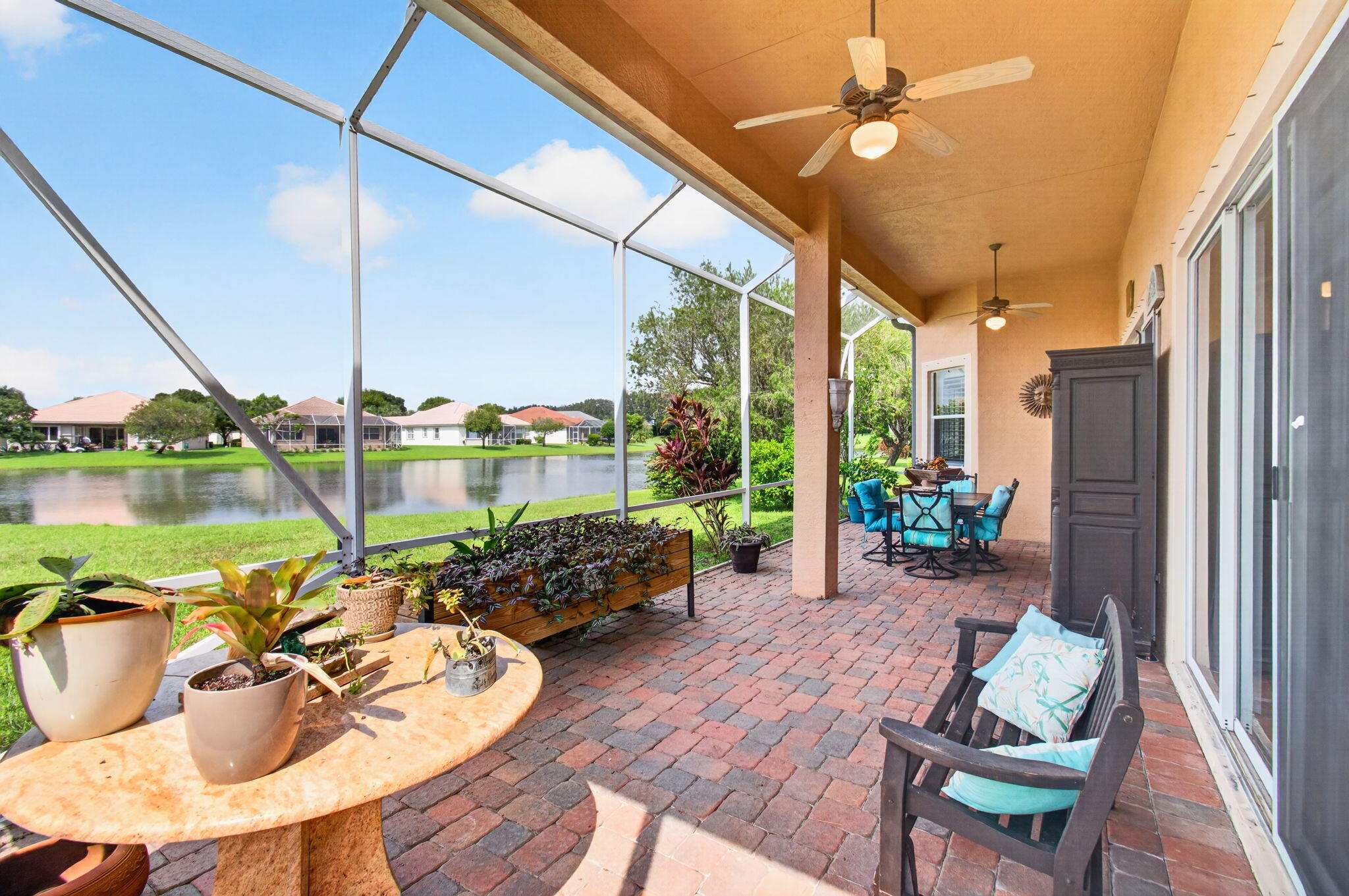 9542 Lantern Bay Circle Property Photo 45