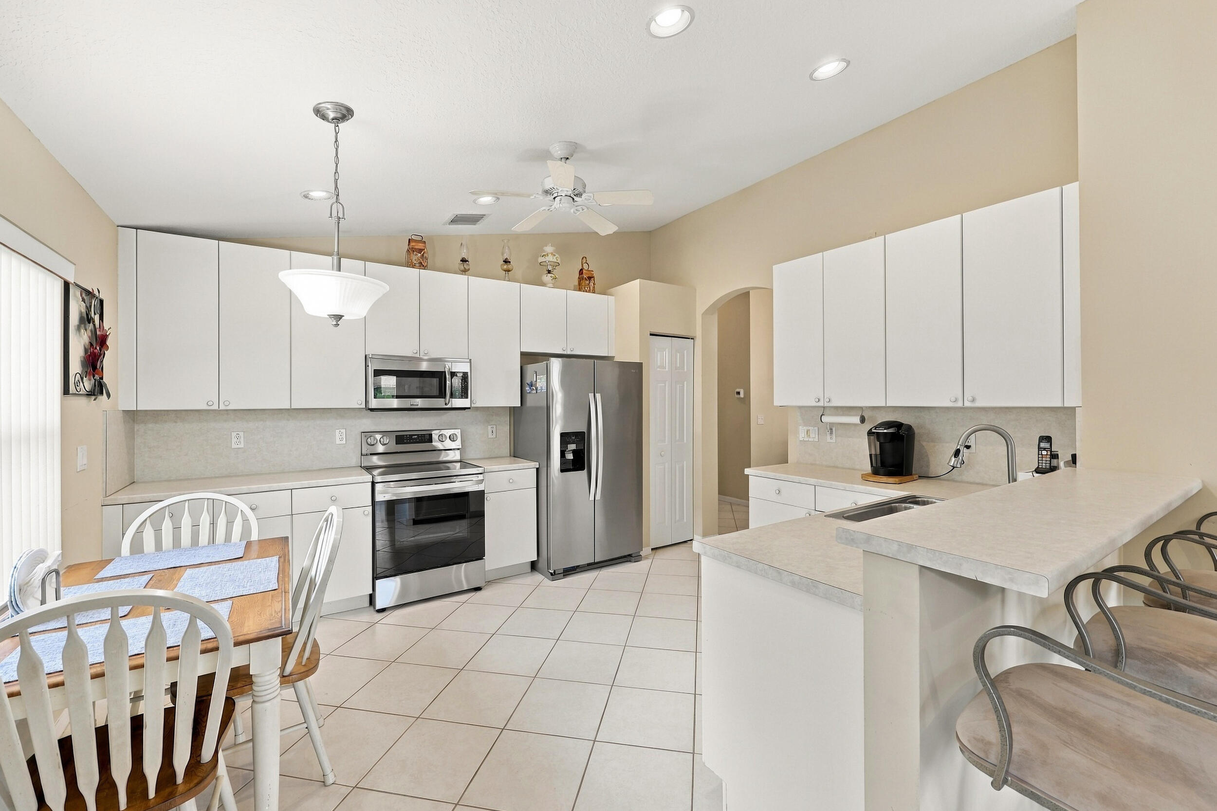 7207 Lombardy Street Property Photo 5