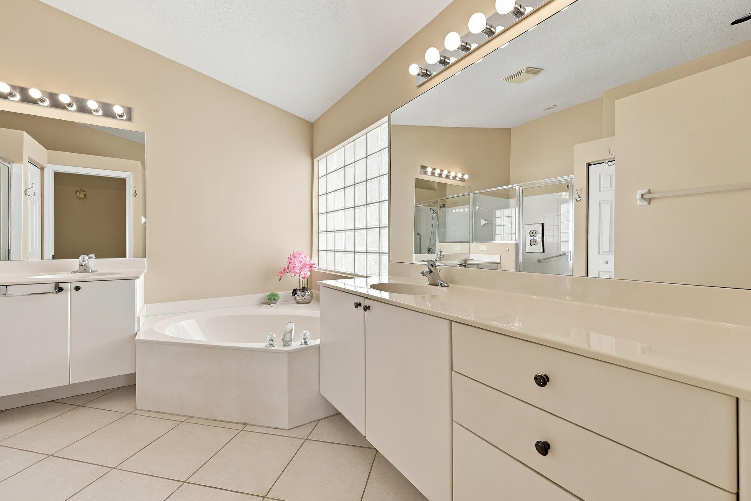 7207 Lombardy Street Property Photo 15