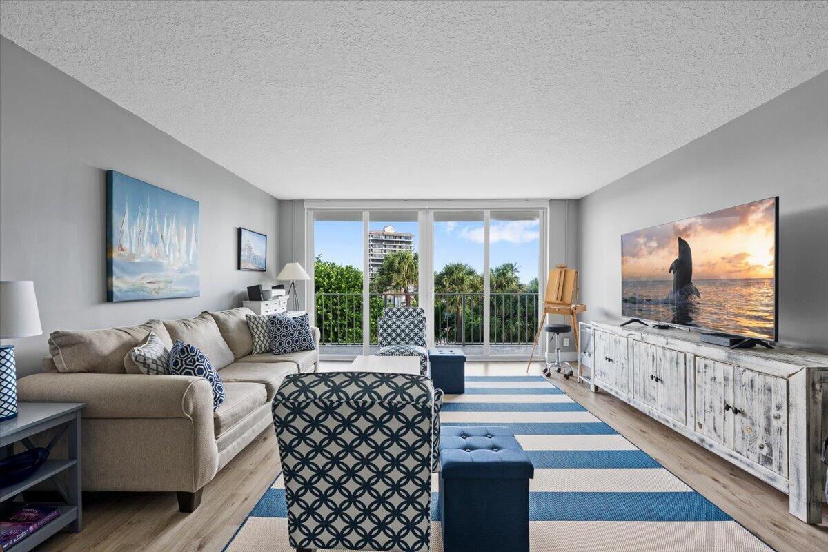 630 Ocean Drive 407 Property Photo 6