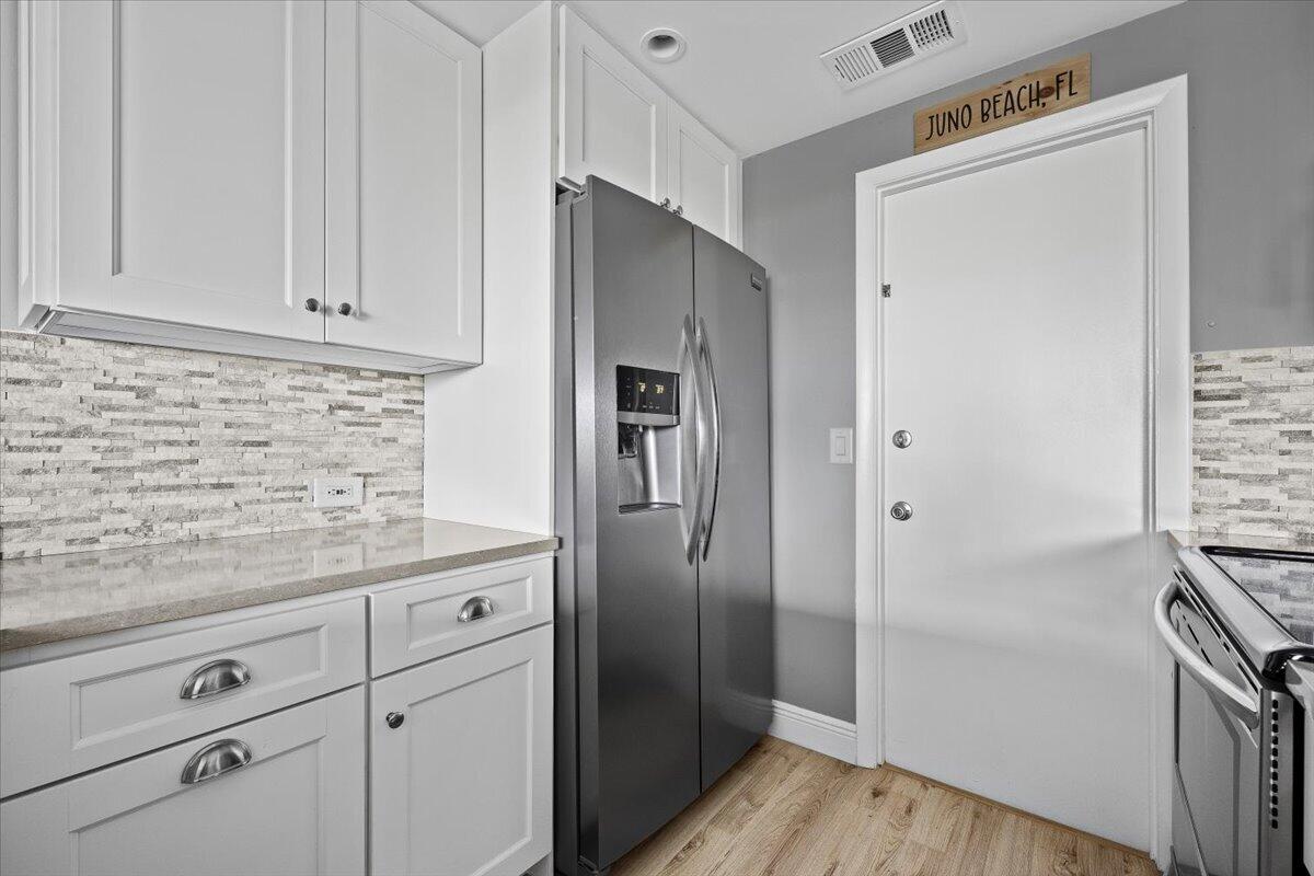 630 Ocean Drive 407 Property Photo 12