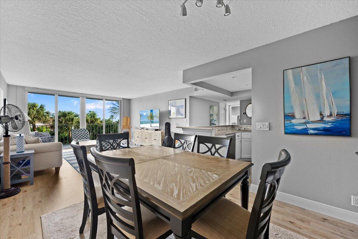 630 Ocean Drive 407 Property Photo 15