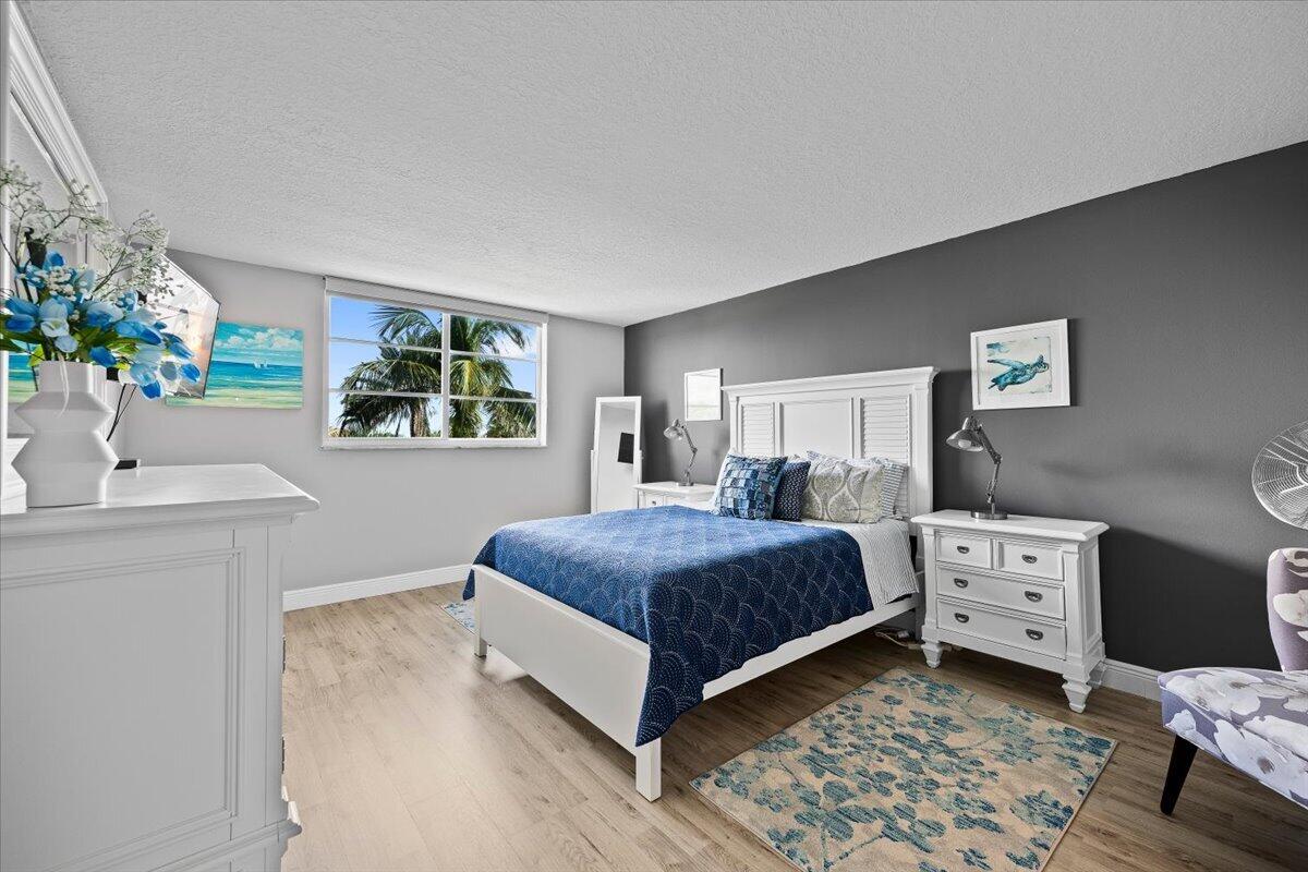 630 Ocean Drive 407 Property Photo 16