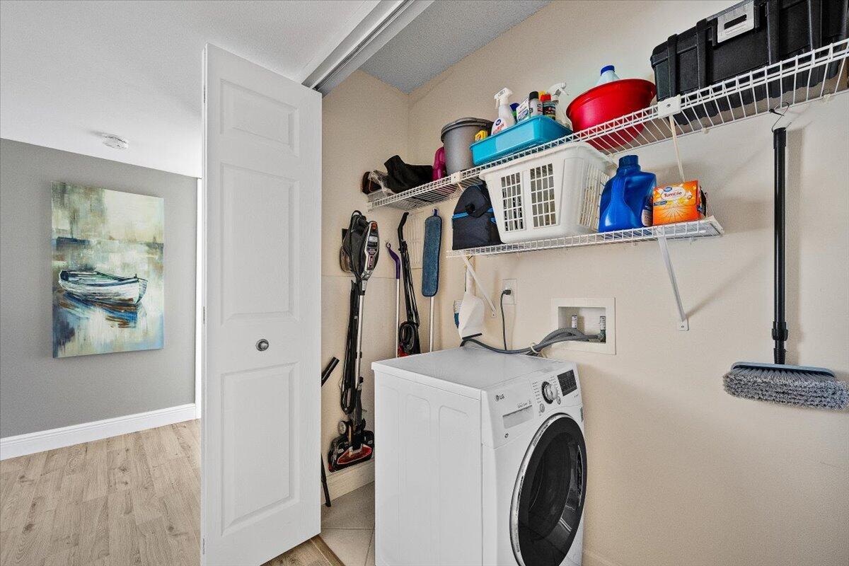 630 Ocean Drive 407 Property Photo 23