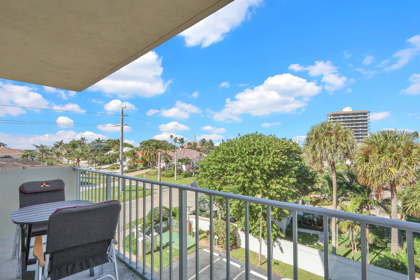 630 Ocean Drive 407 Property Photo 24