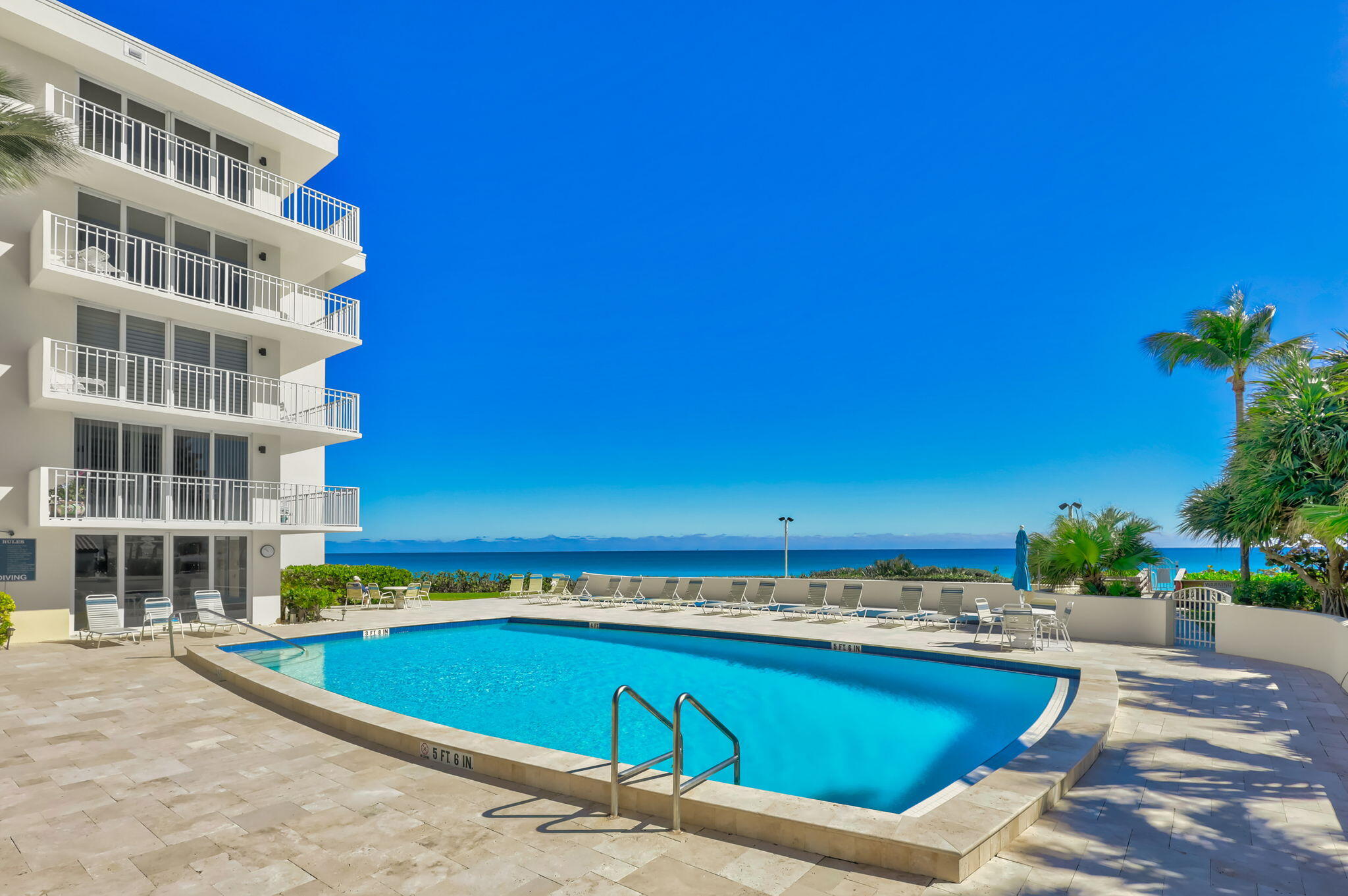 630 Ocean Drive 407 Property Photo 25