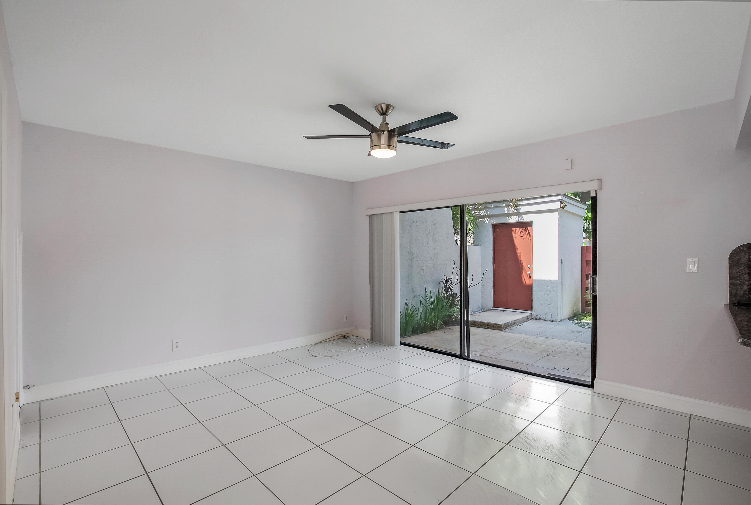 3015 Oaktree Lane Unit 277 Property Photo 10