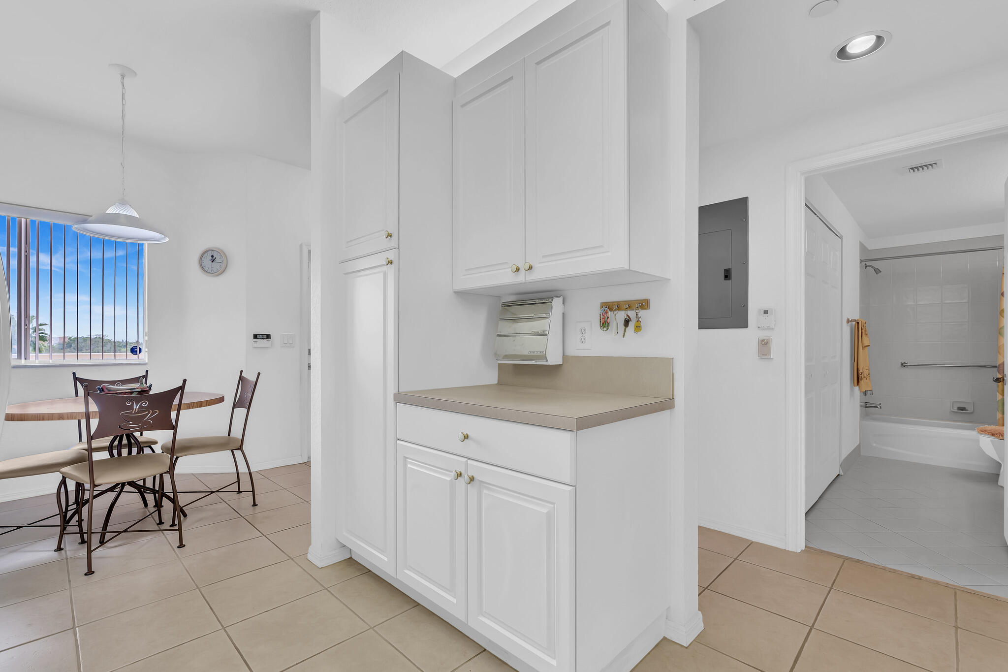 7775 Yardley Drive 403 Property Photo 12