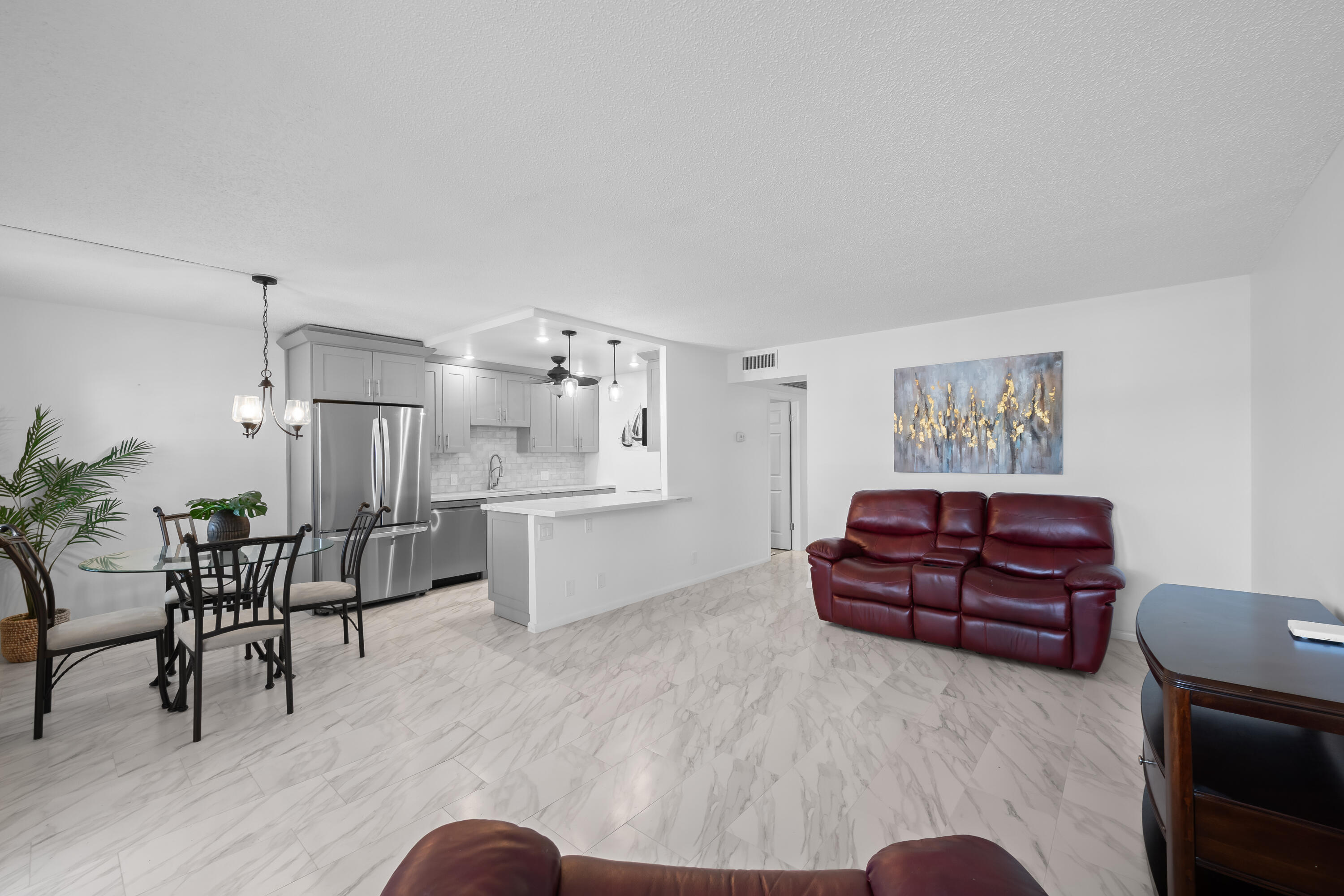 2025 Guildford B Property Photo 8