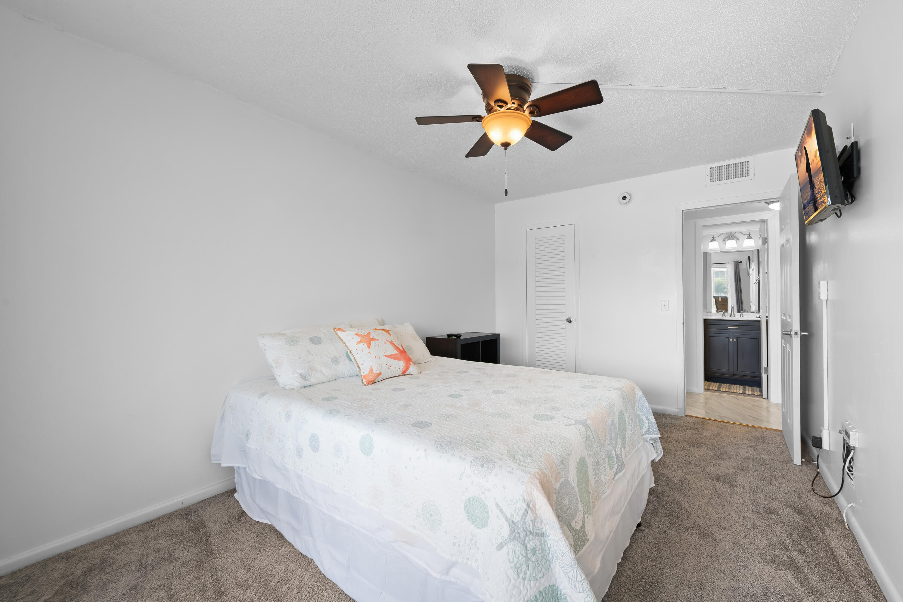 2025 Guildford B Property Photo 13