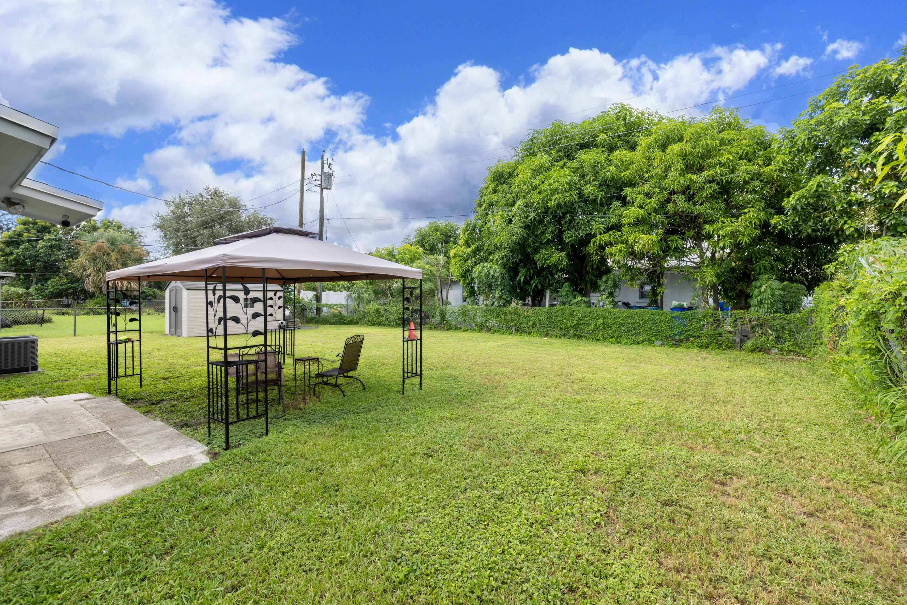 2349 Par Road Property Photo 18