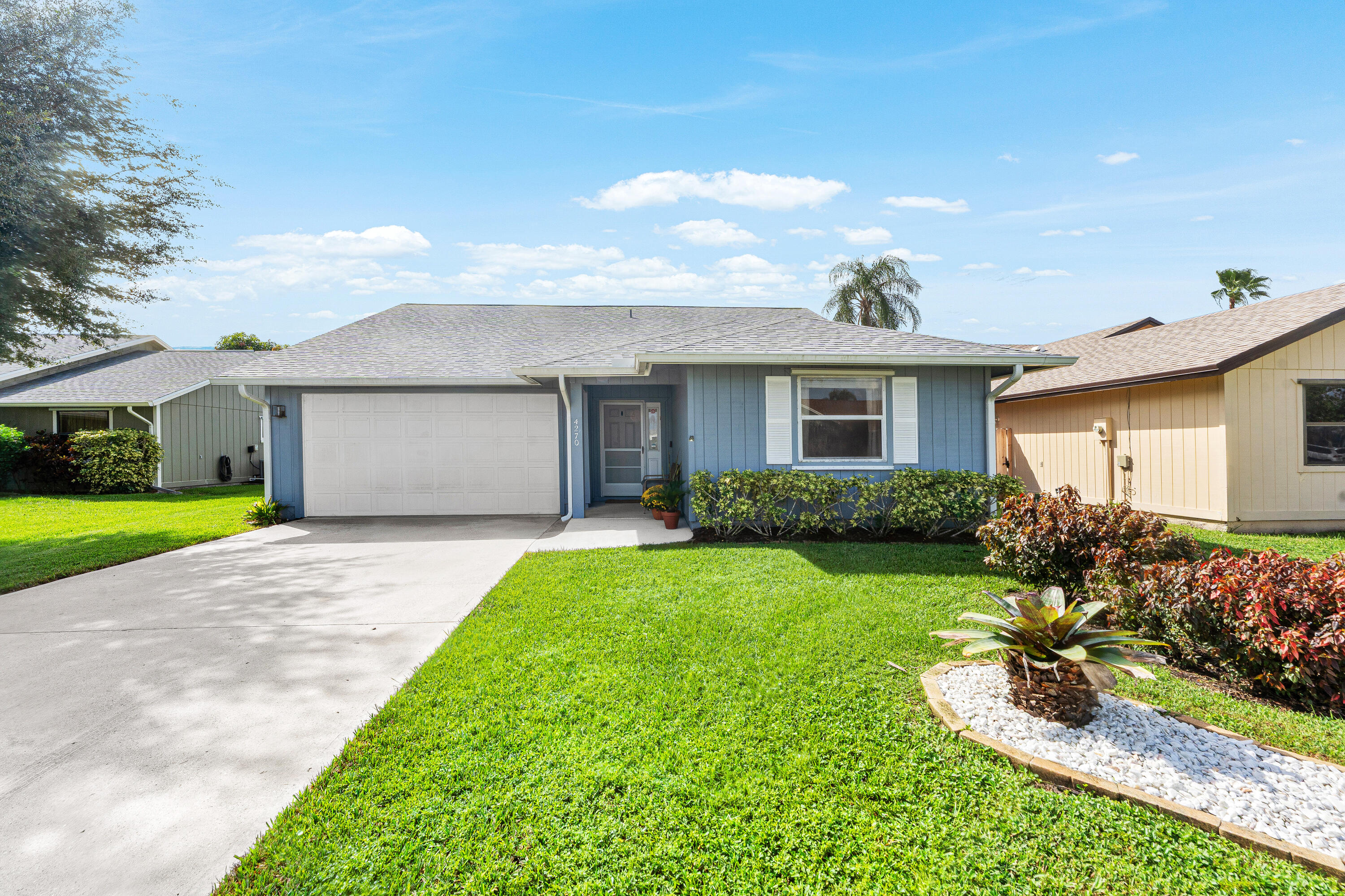 4270 Se Boxleaf Place Property Photo 1