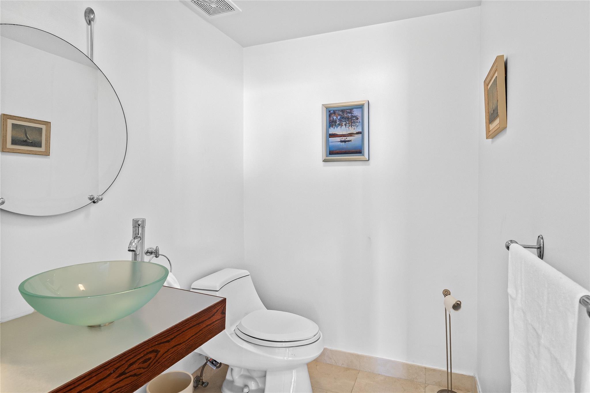 3200 N Ocean Boulevard 401 Property Photo 27