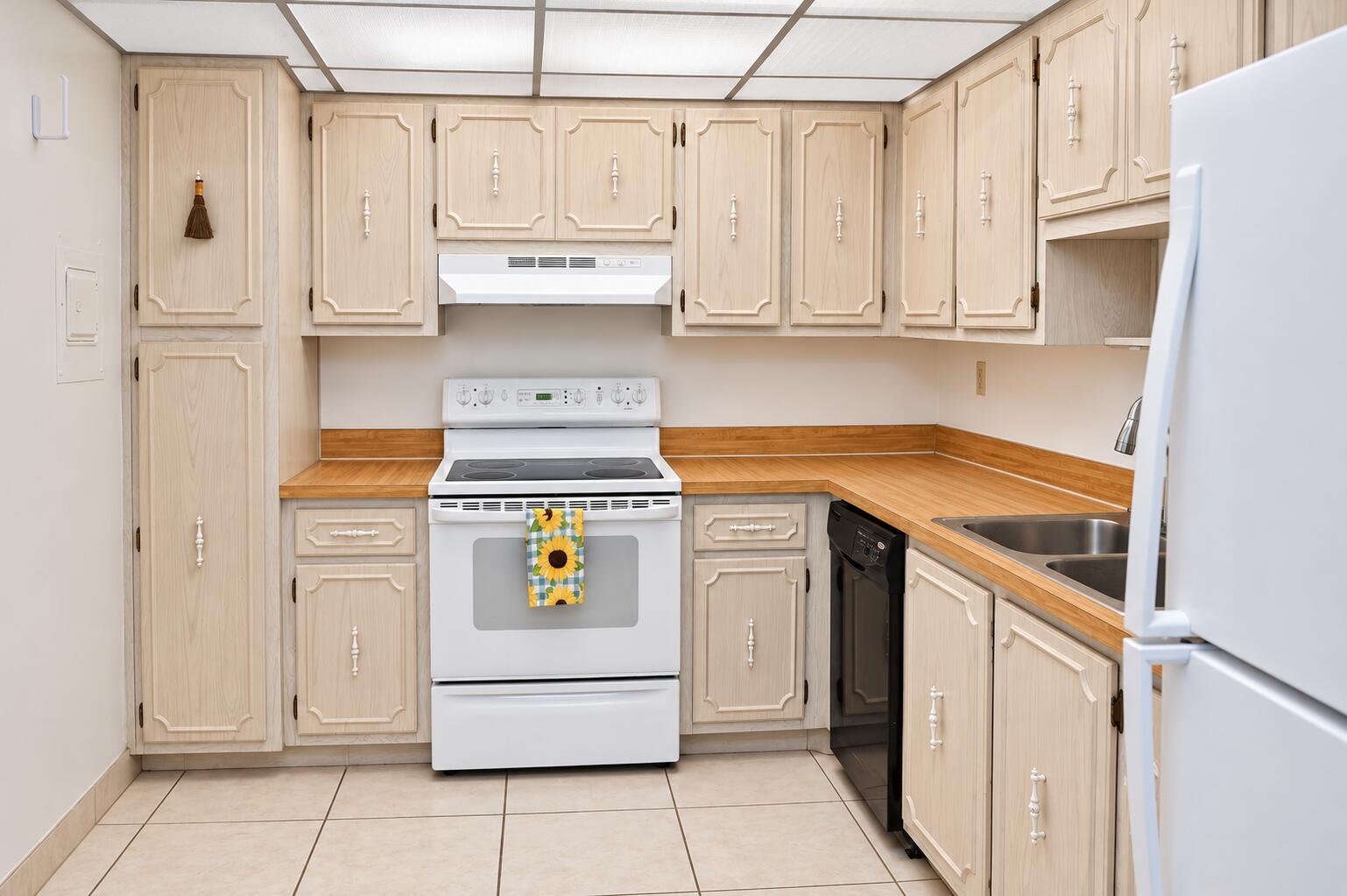 531 N Ocean Boulevard 1909 Property Photo 9
