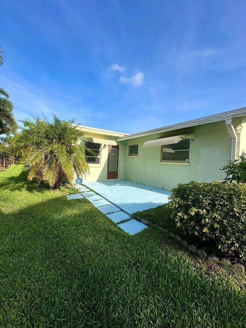 4106 Nw 47th Street Property Photo 4