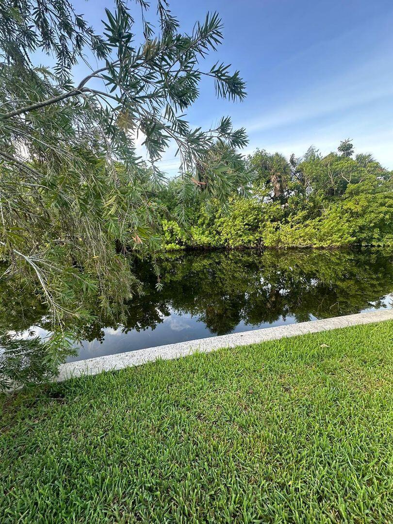4106 Nw 47th Street Property Photo 5