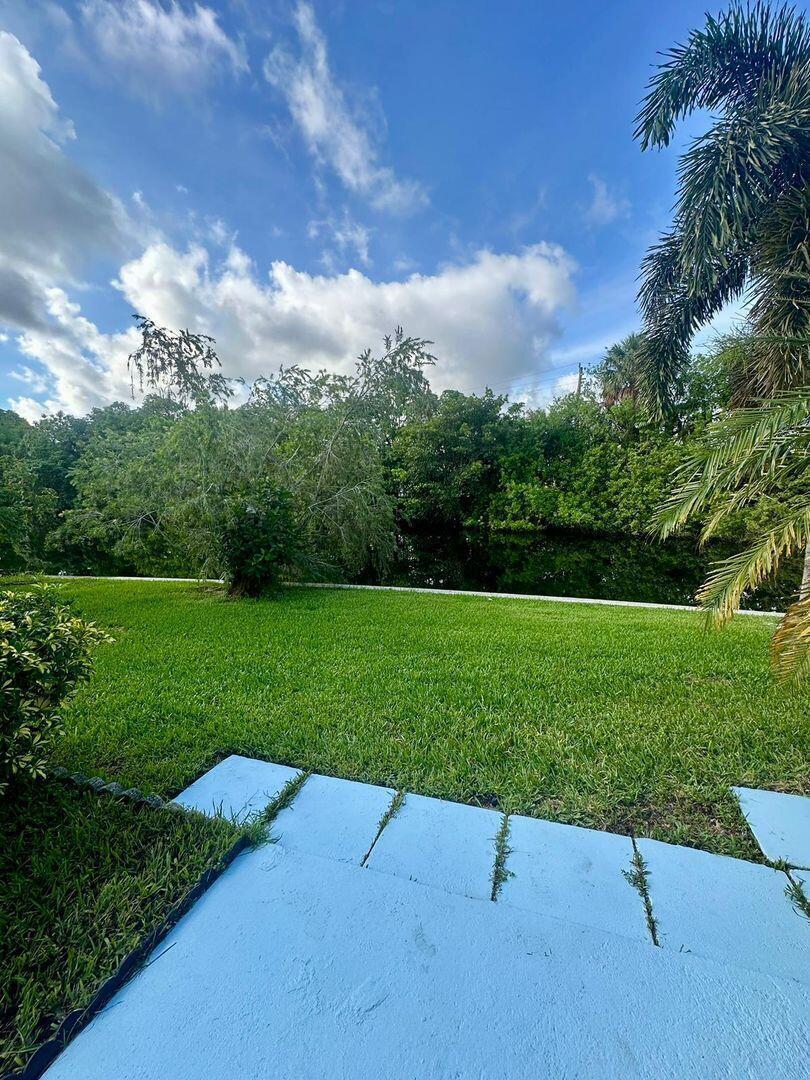 4106 Nw 47th Street Property Photo 9