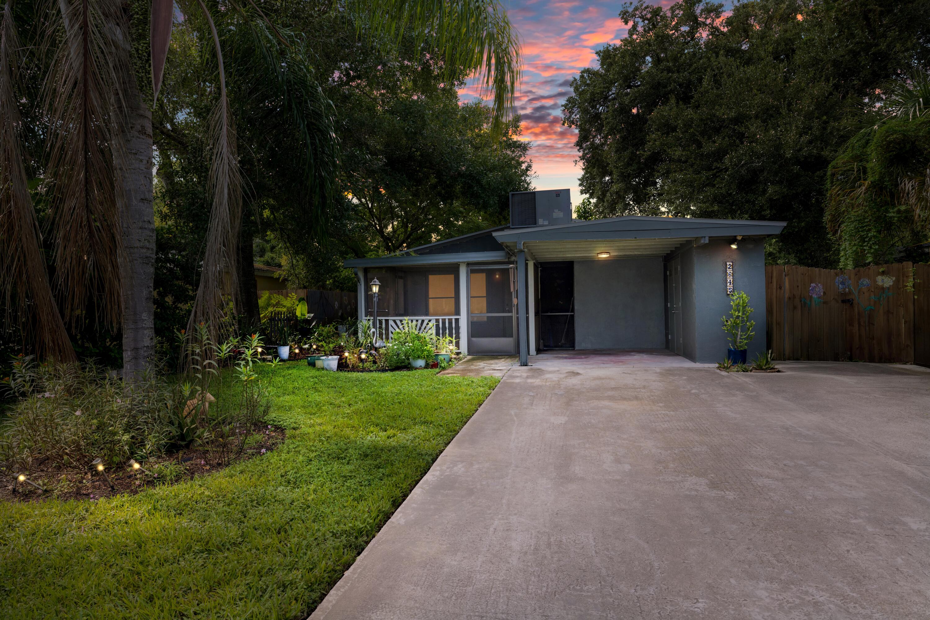 2645 11th Court Property Photo 1