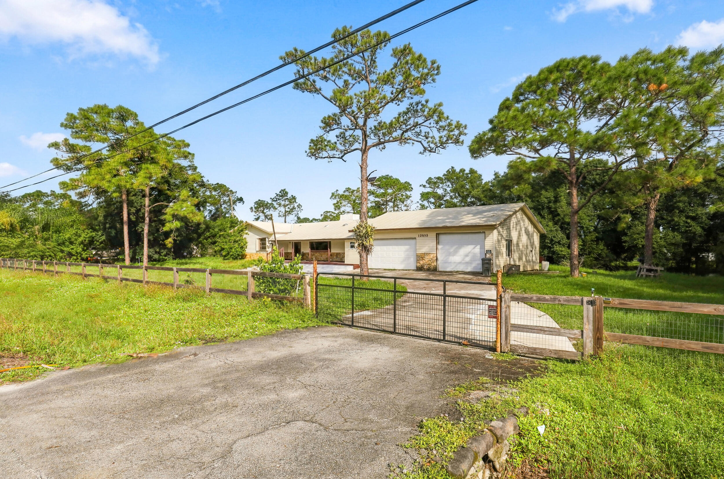 12693 Persimmon Boulevard Property Photo 2
