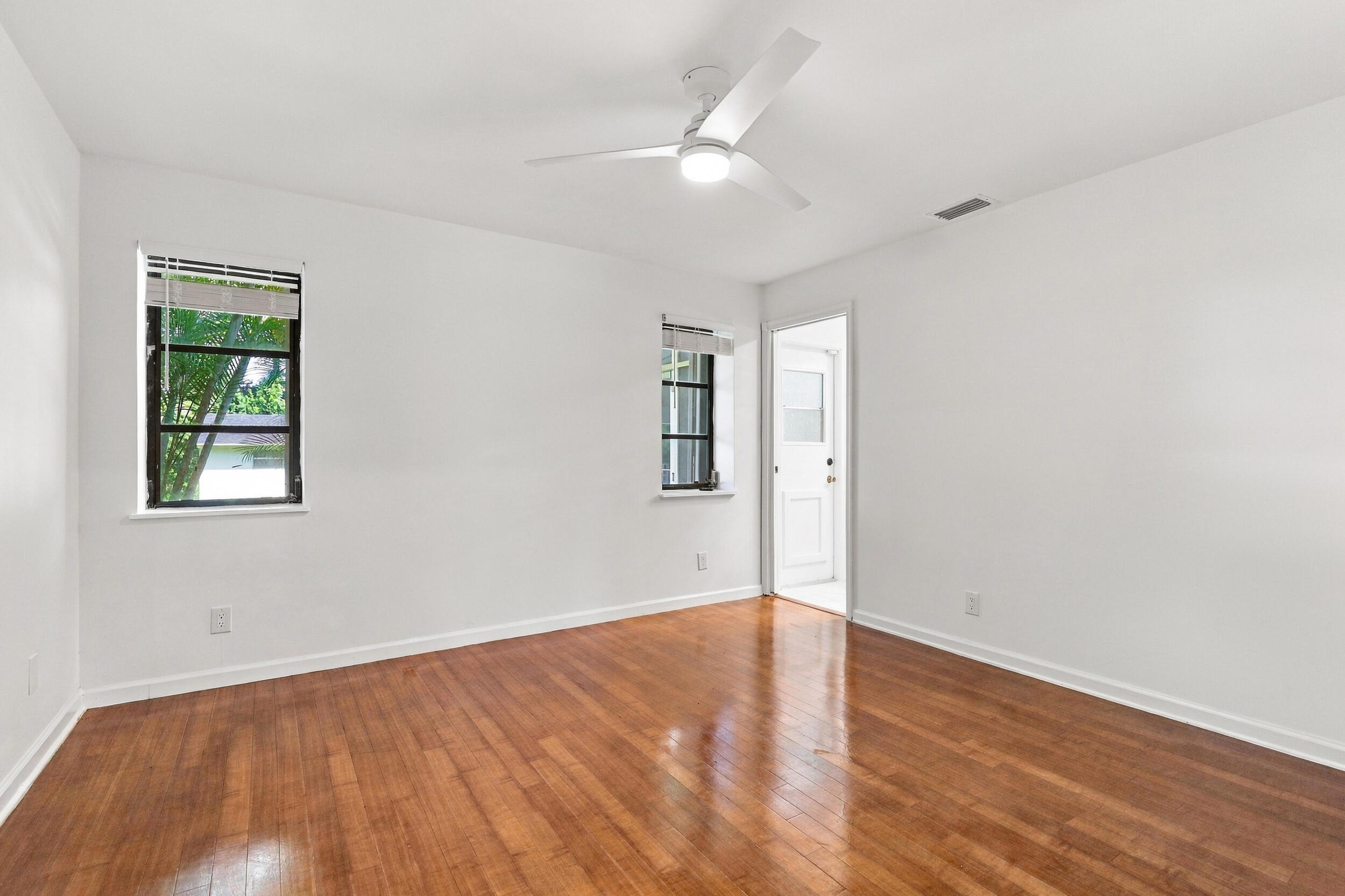 12693 Persimmon Boulevard Property Photo 28