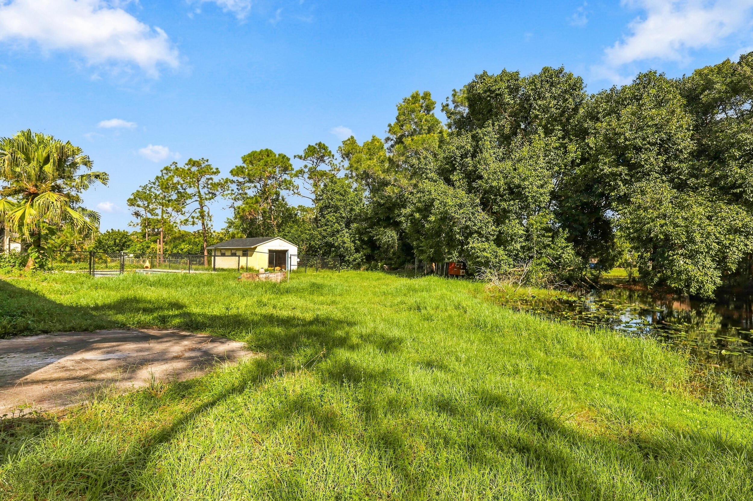 12693 Persimmon Boulevard Property Photo 34