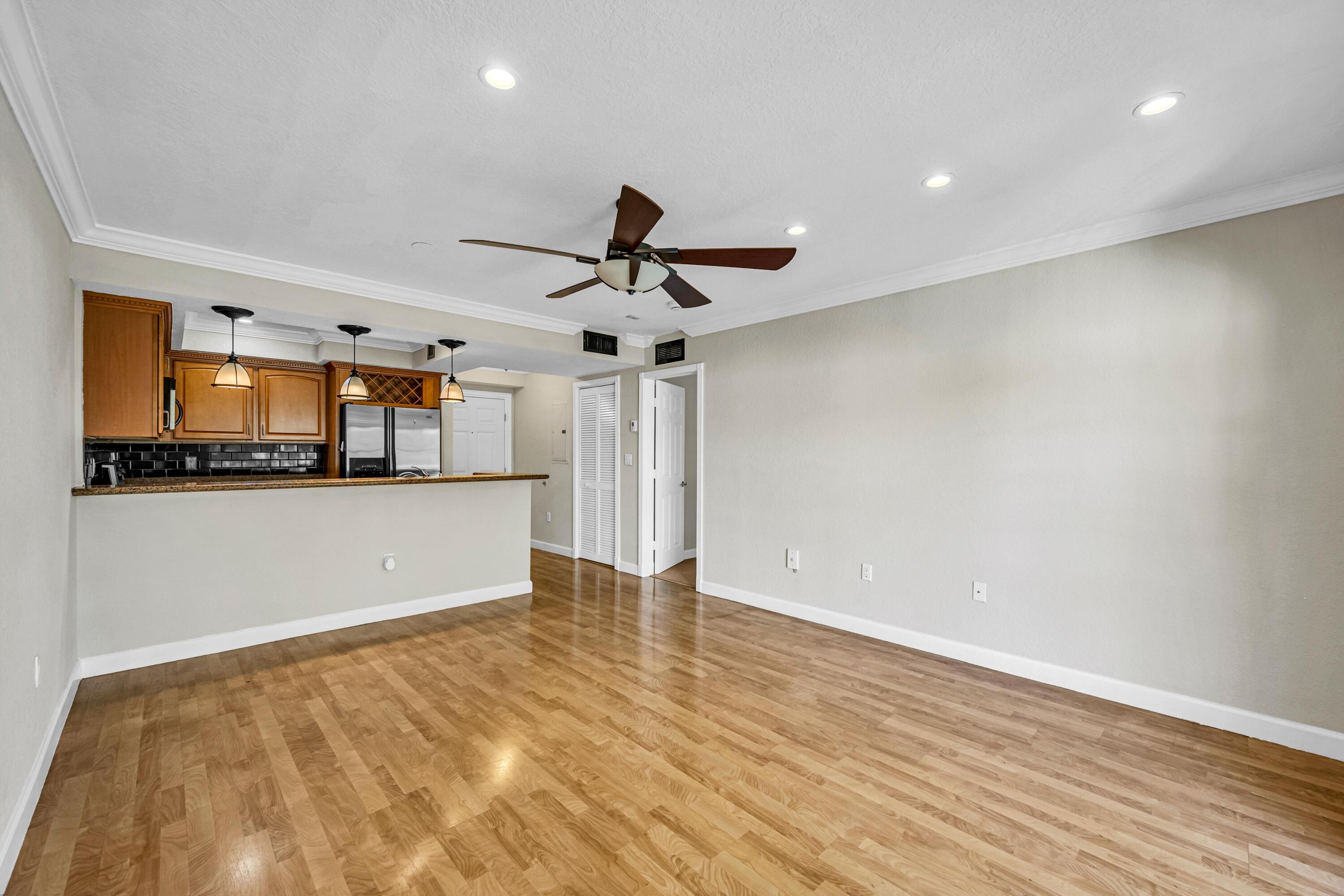 151 Ne 16th Avenue 369 Property Photo 6