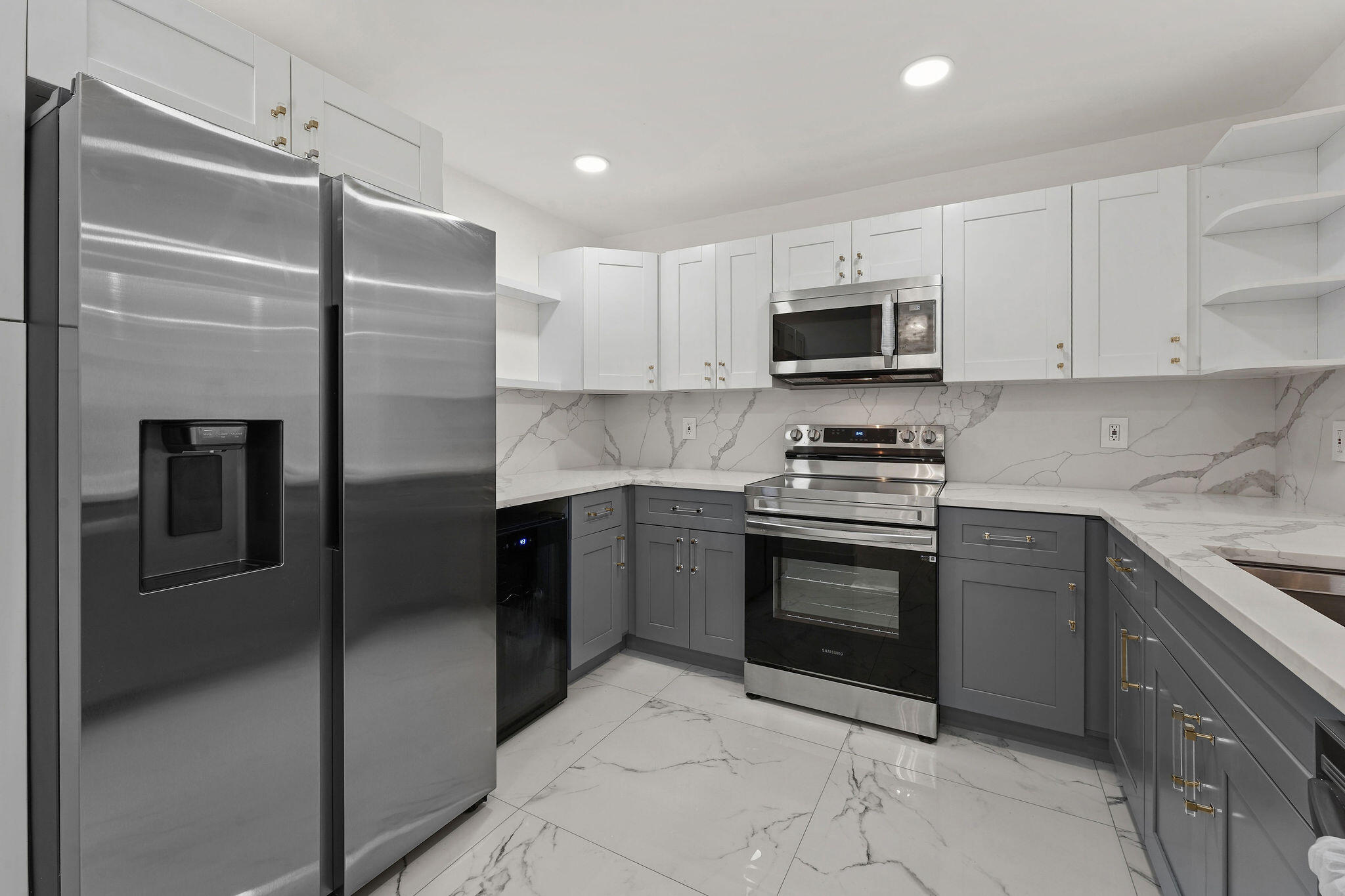 3844 ATLANTA Street Property Photo 1
