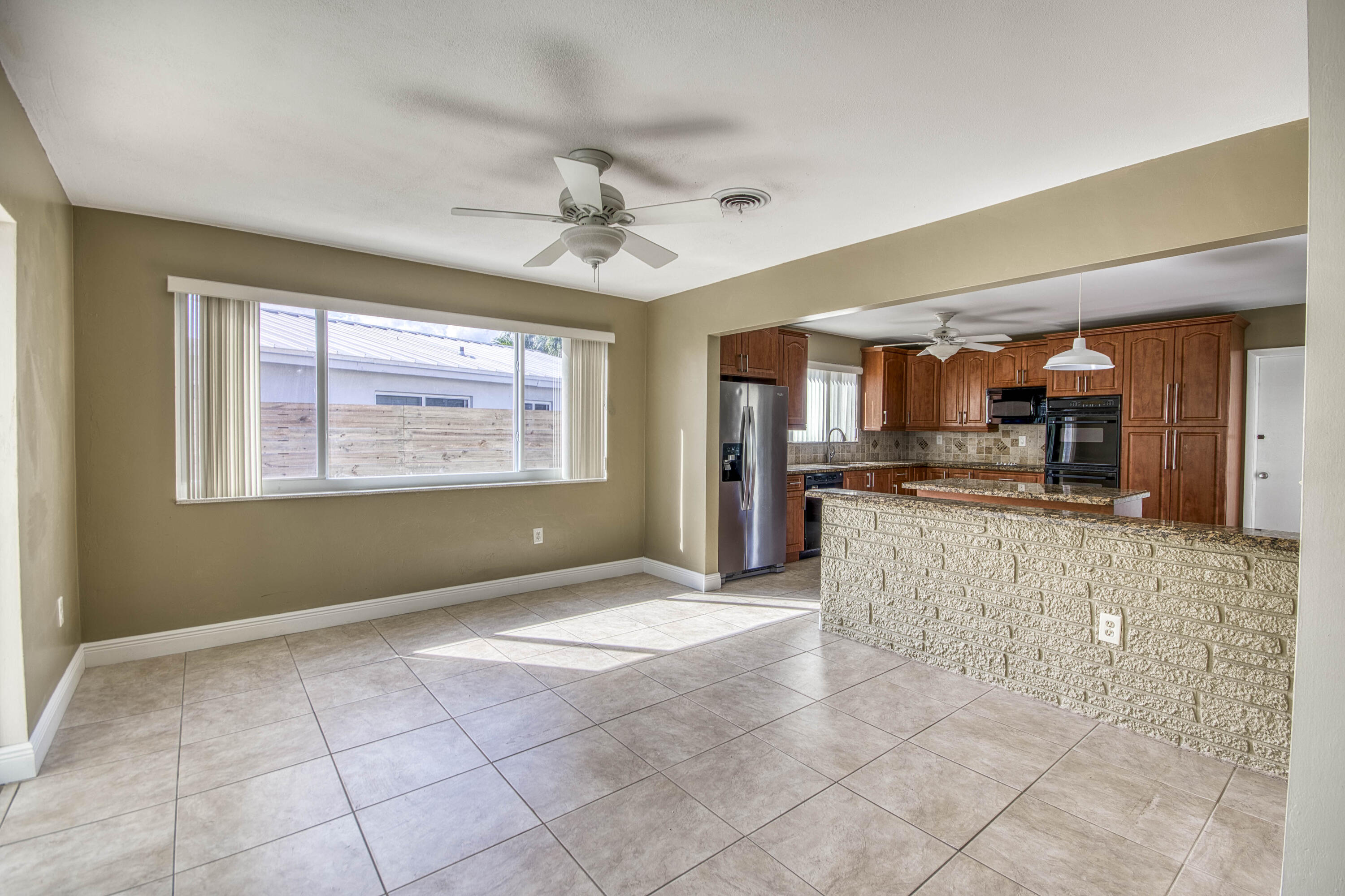 1025 Yale Drive Property Photo 8