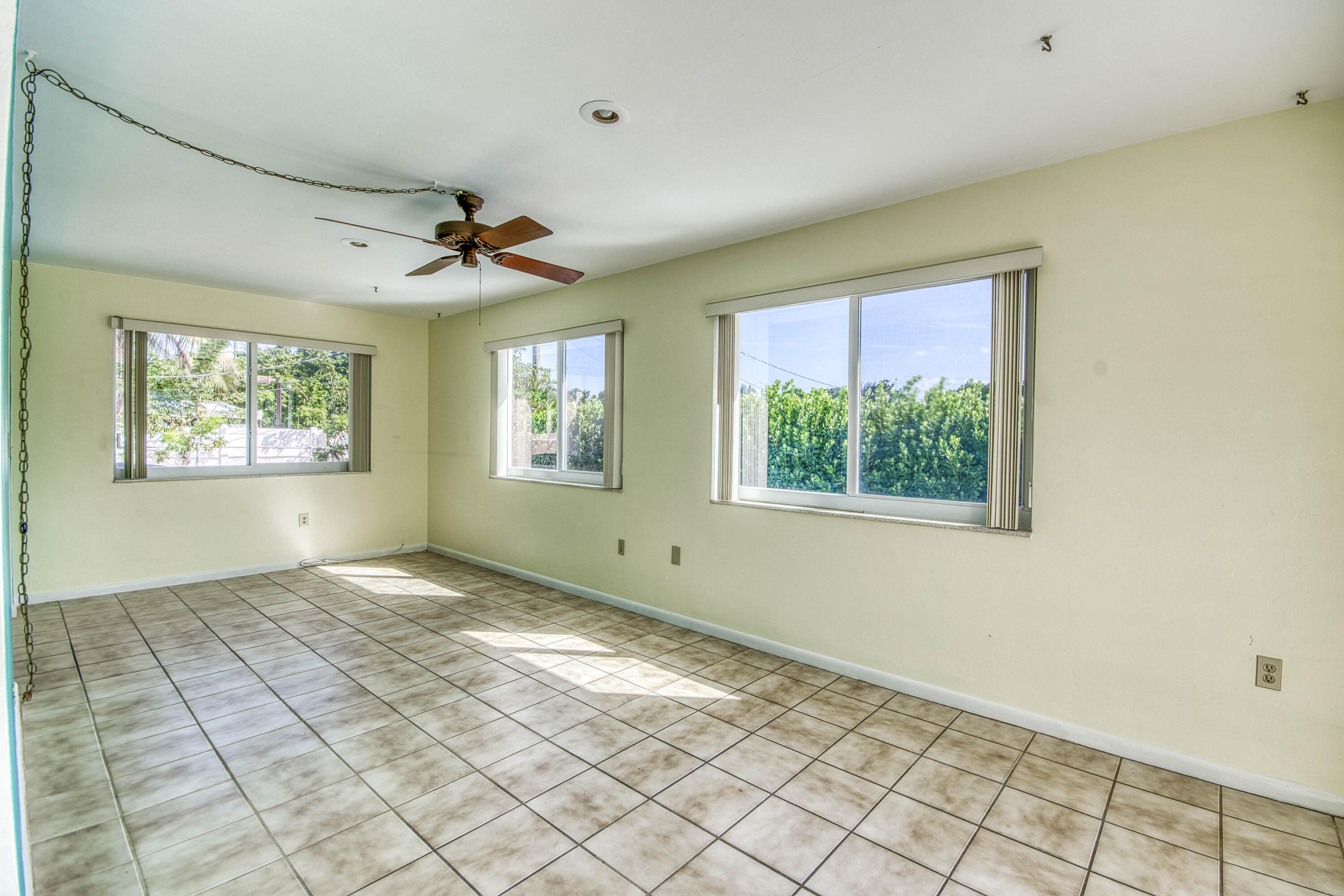 1025 Yale Drive Property Photo 20