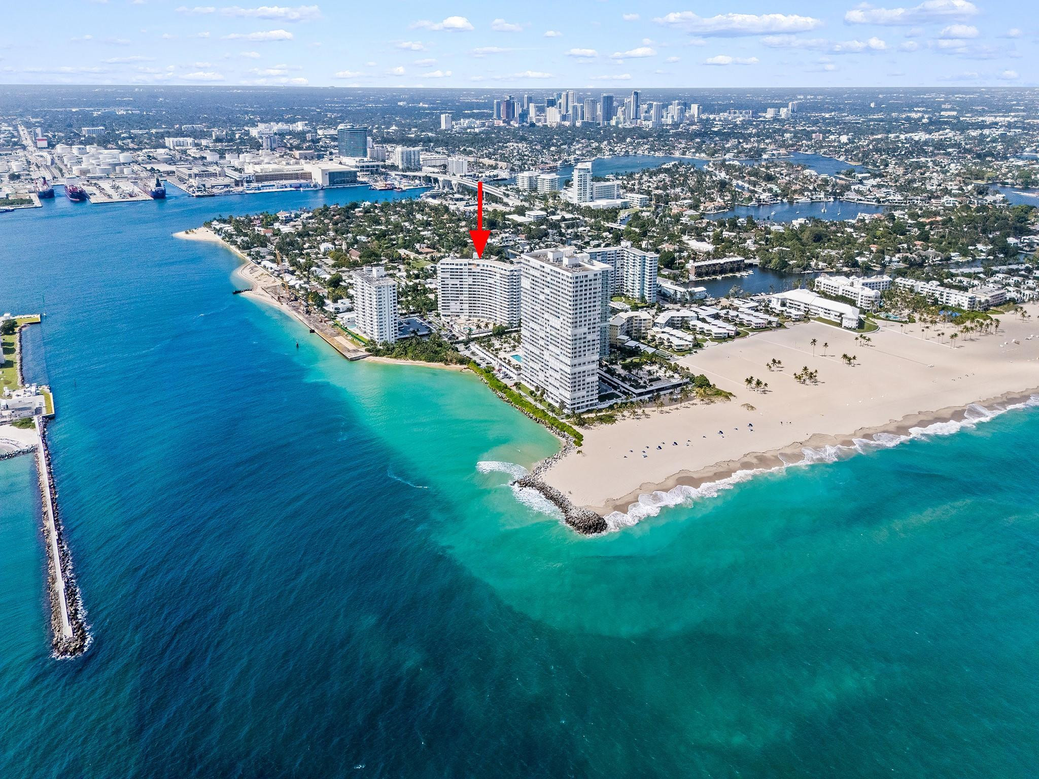 2000 S Ocean Drive 709 Property Photo 2