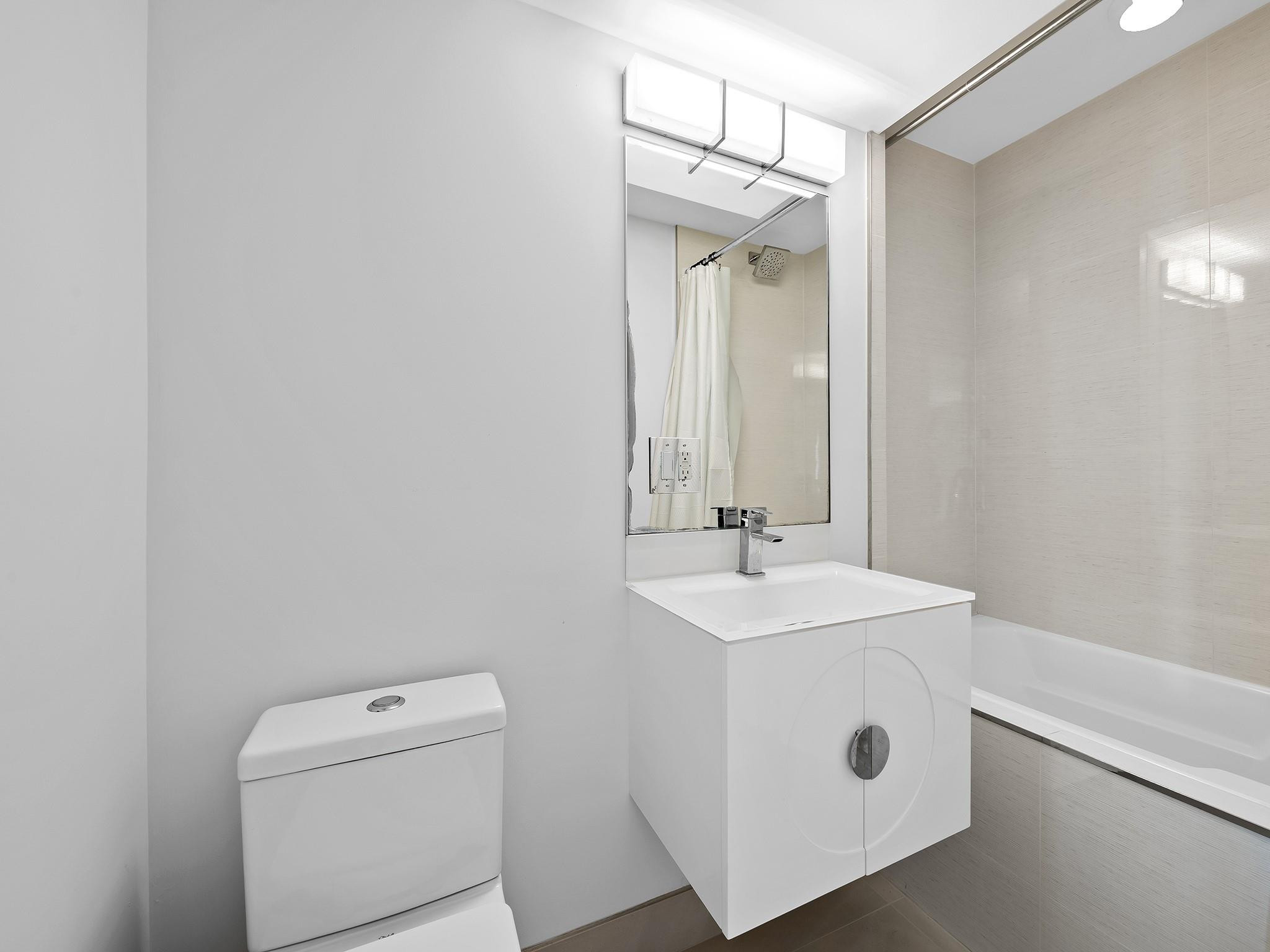 2000 S Ocean Drive 709 Property Photo 17