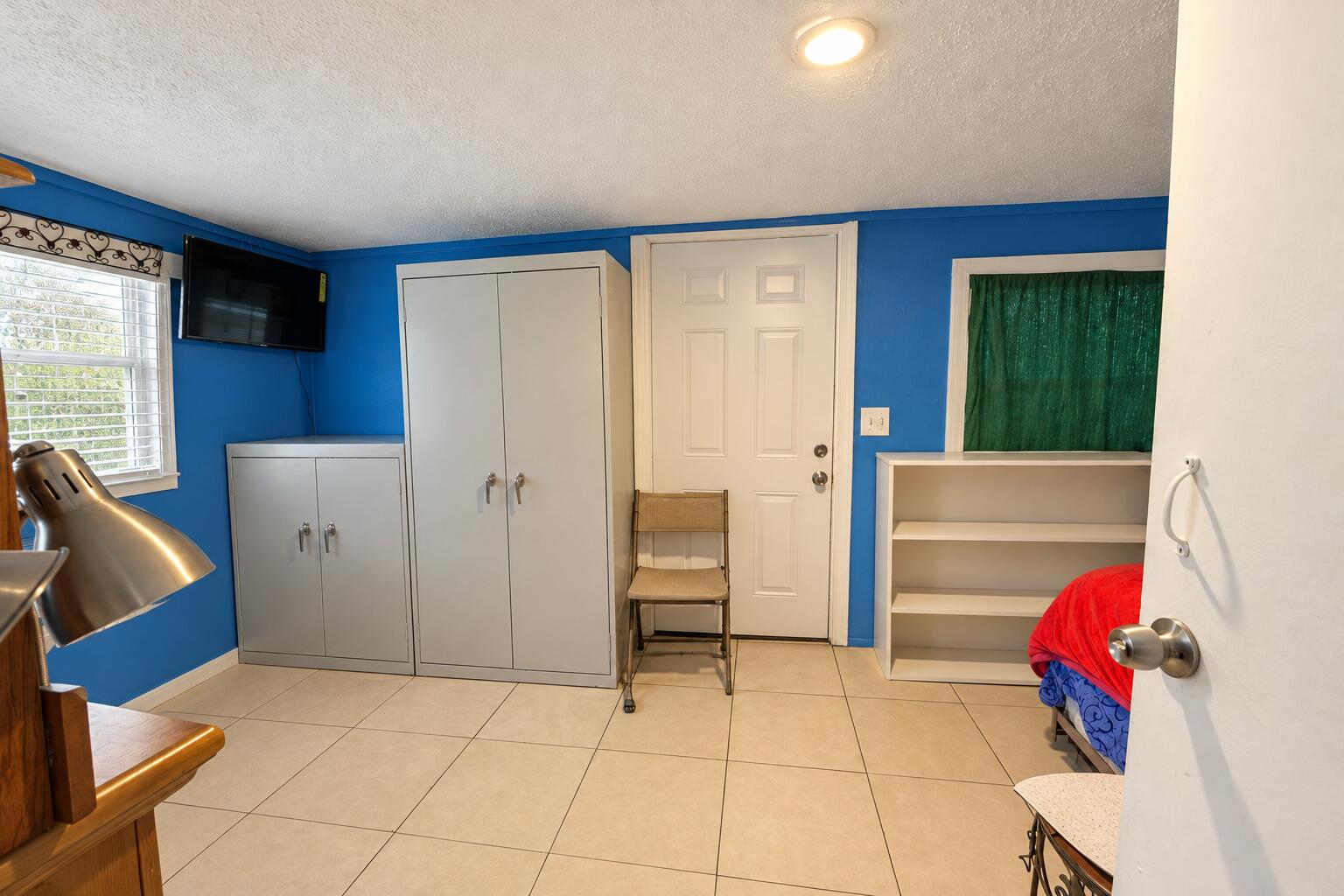 906 S J Street Property Photo 12