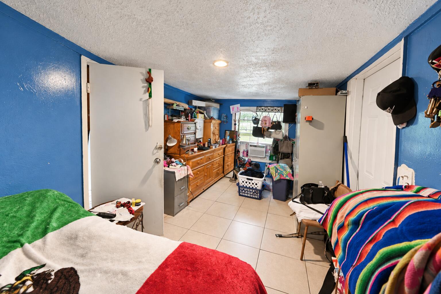 906 S J Street Property Photo 13