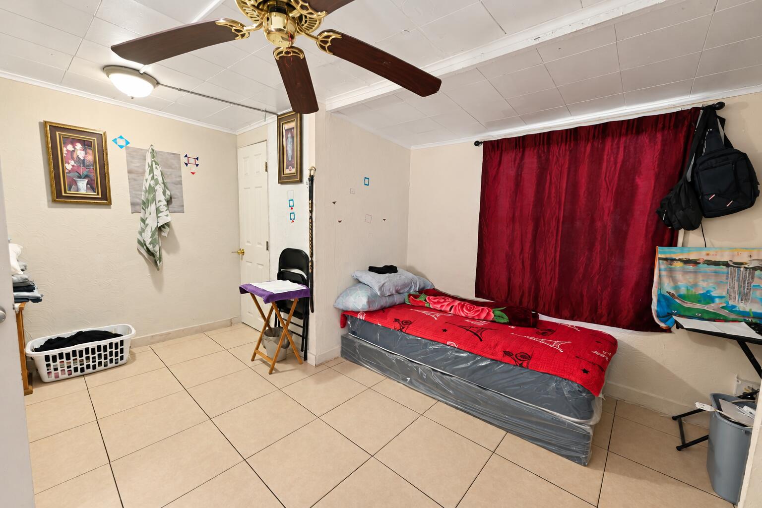 906 S J Street Property Photo 21