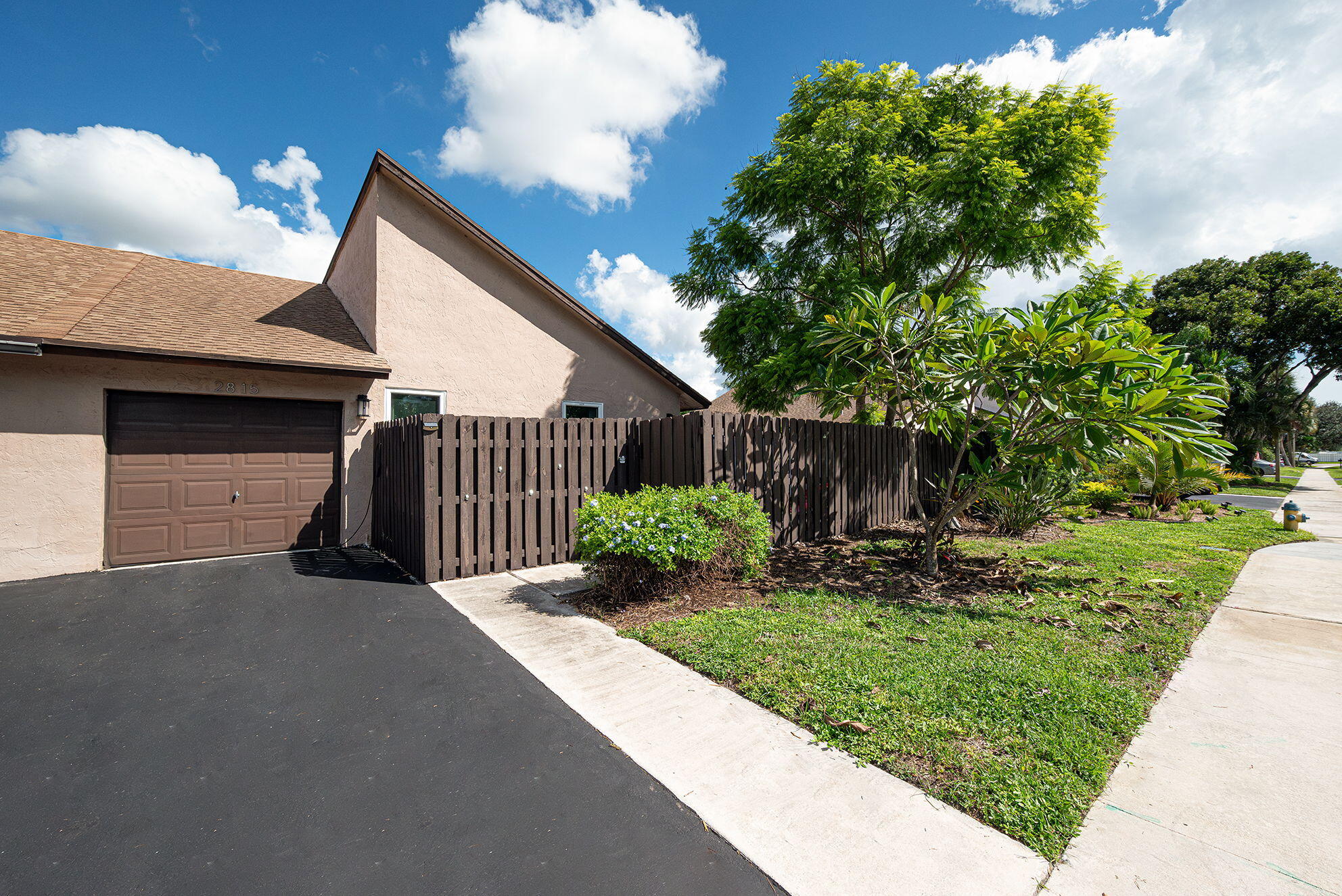 2815 SW 2ND Street