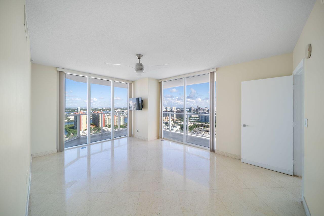 16699 Collins Avenue 3407 Property Photo 9