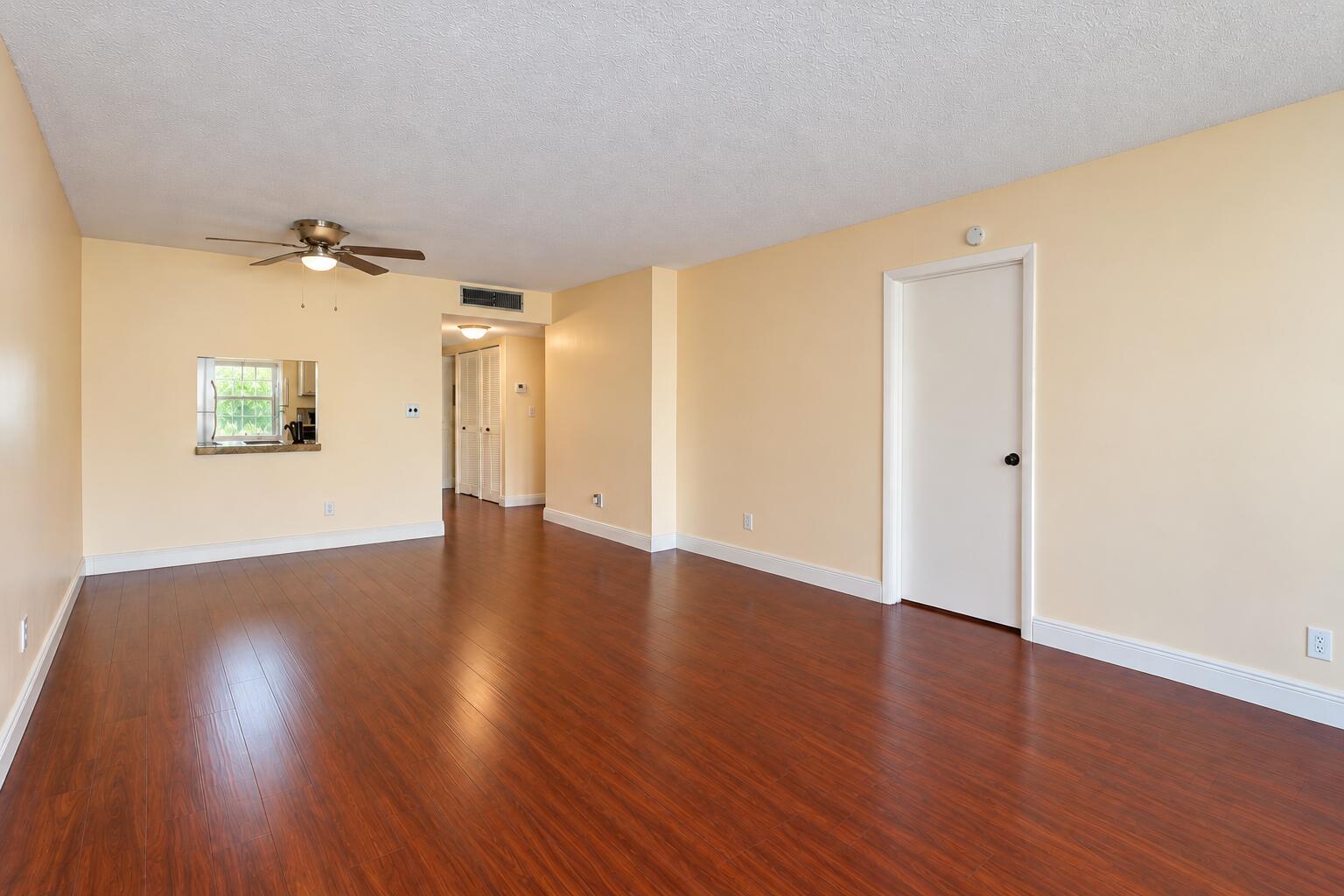 6070 Nw 64th Avenue Nw 204 Property Photo 4
