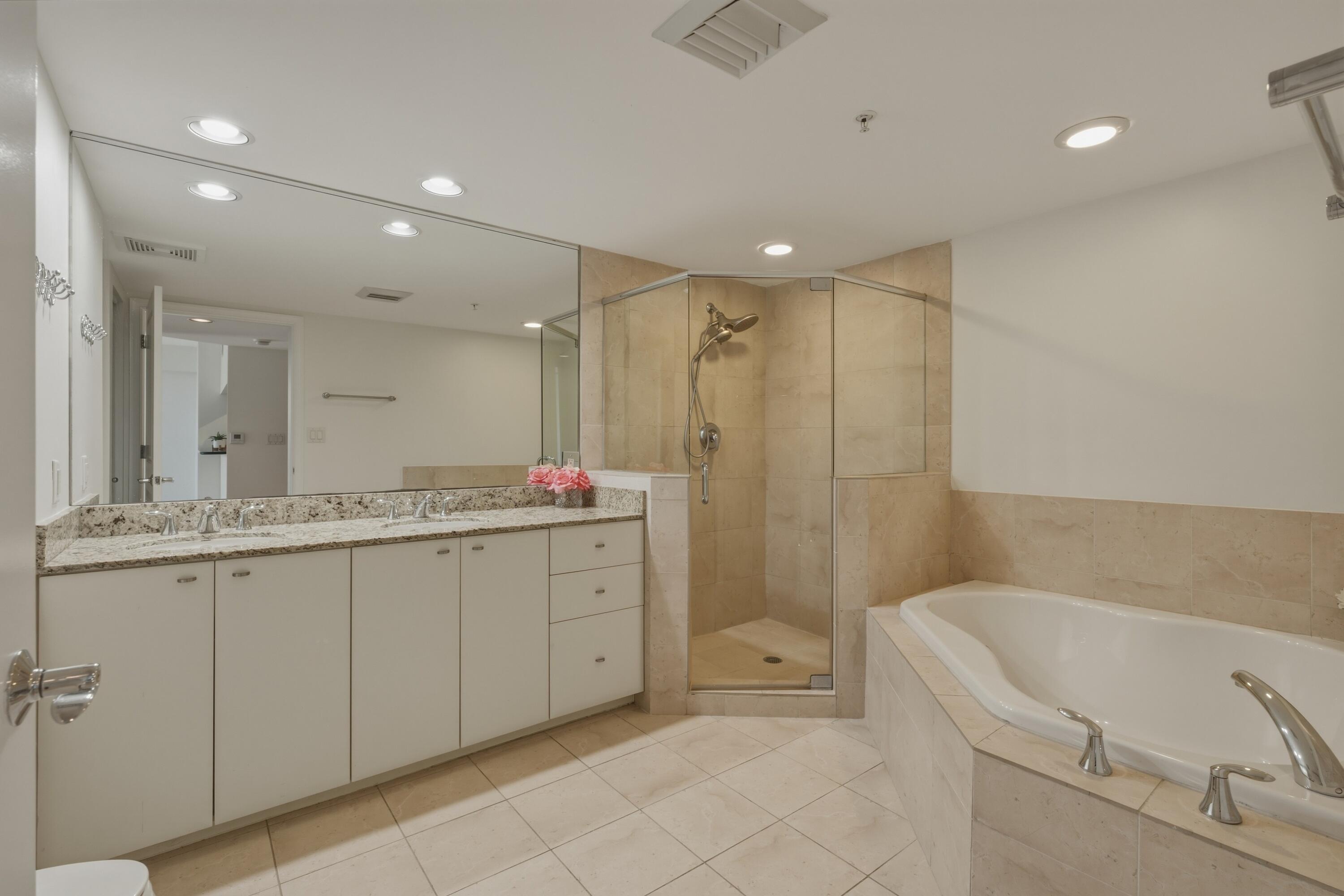 600 W Las Olas Boulevard 806s Property Photo 28