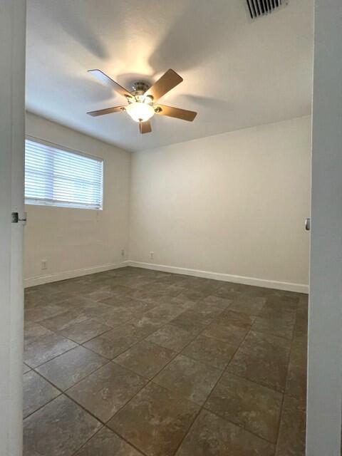 325 Nottingham Boulevard 1 Property Photo 6