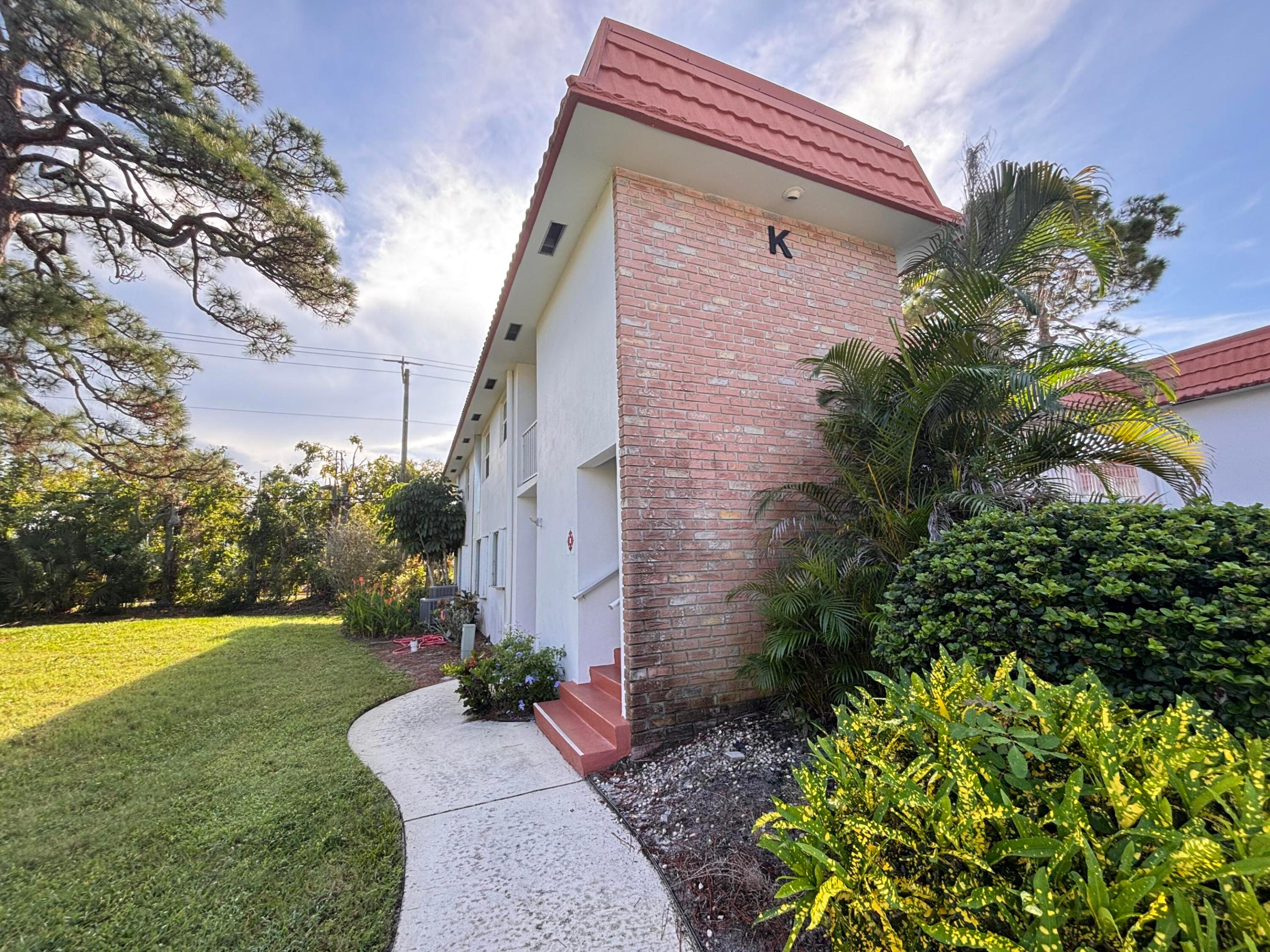 2600 Se Ocean Boulevard Apt K11 Property Photo 1