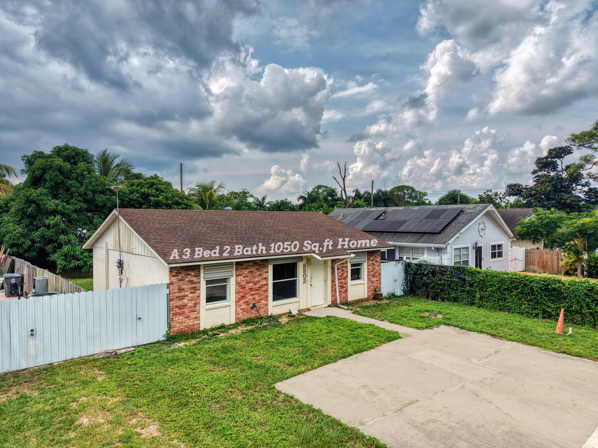 5802 Orange Road Property Photo 1