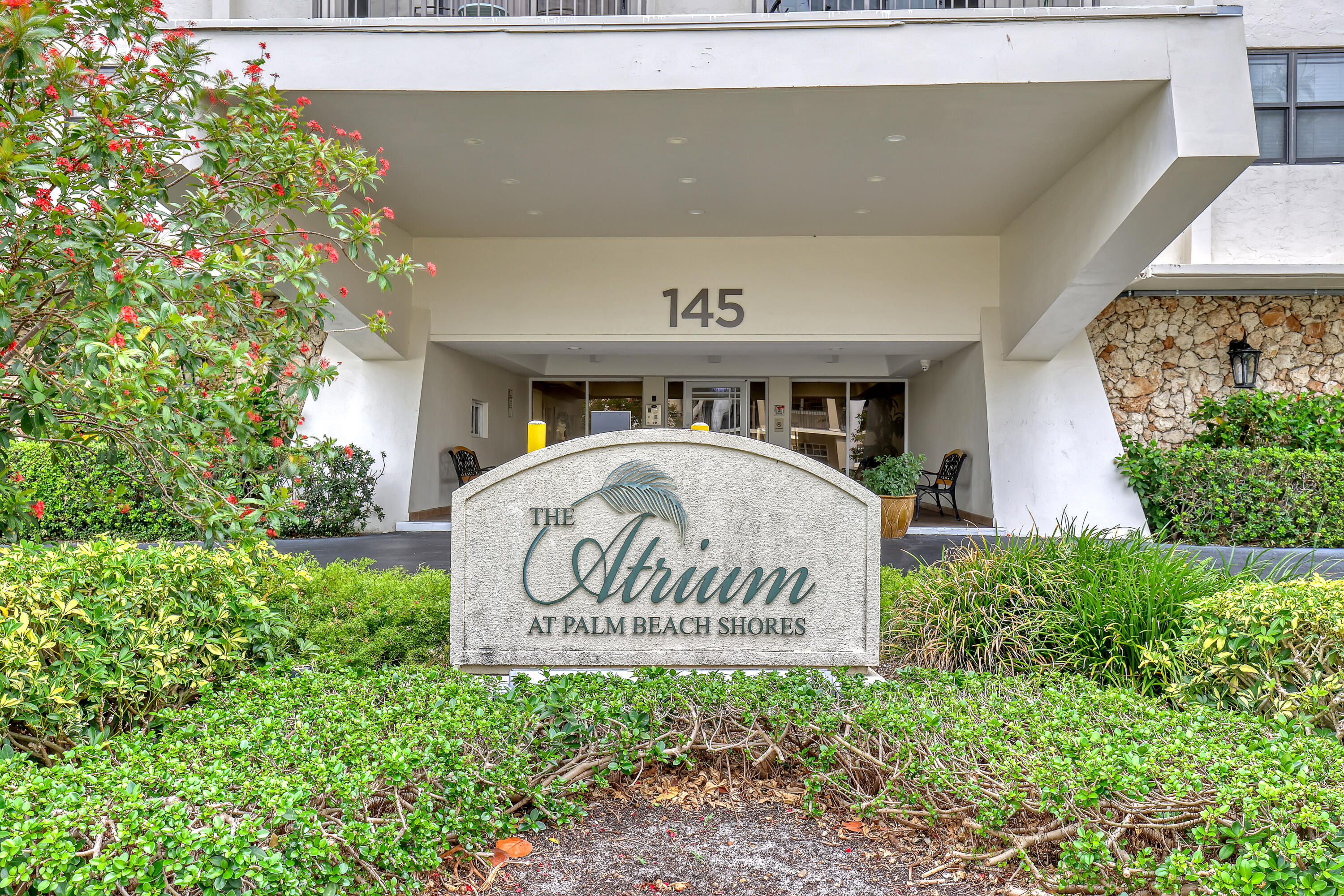 145 S Ocean Avenue 601 Property Photo 1