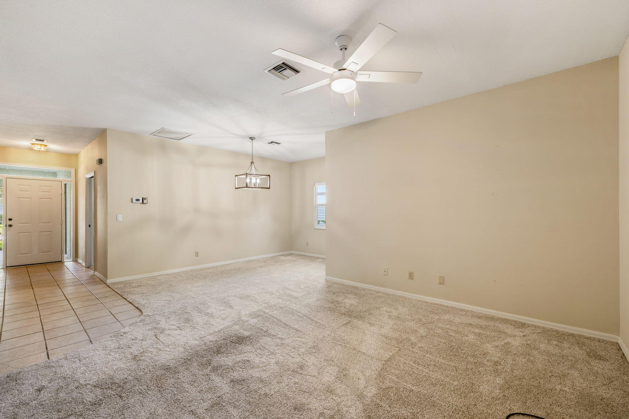 460 Tamarind Place Property Photo 12