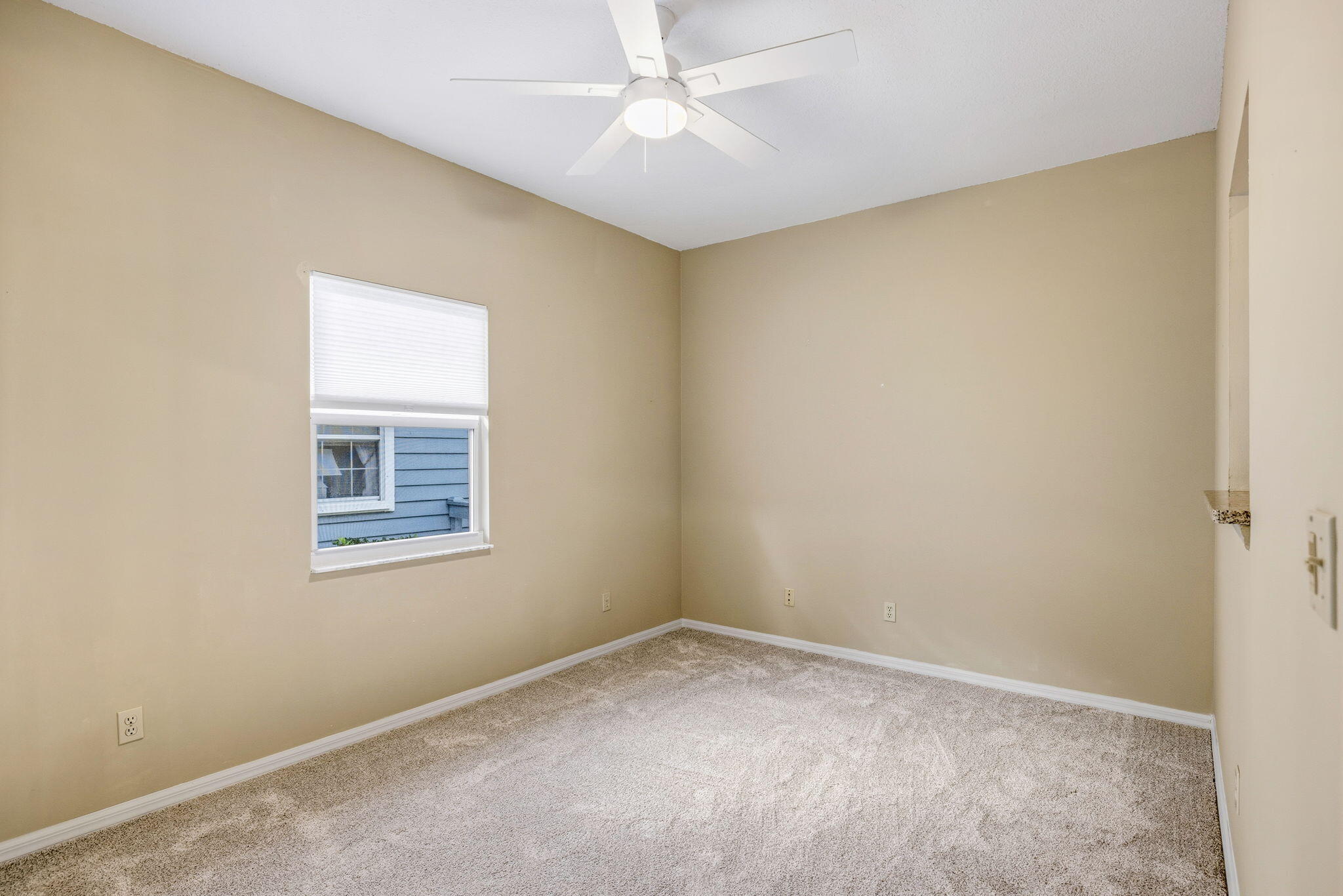 460 Tamarind Place Property Photo 18