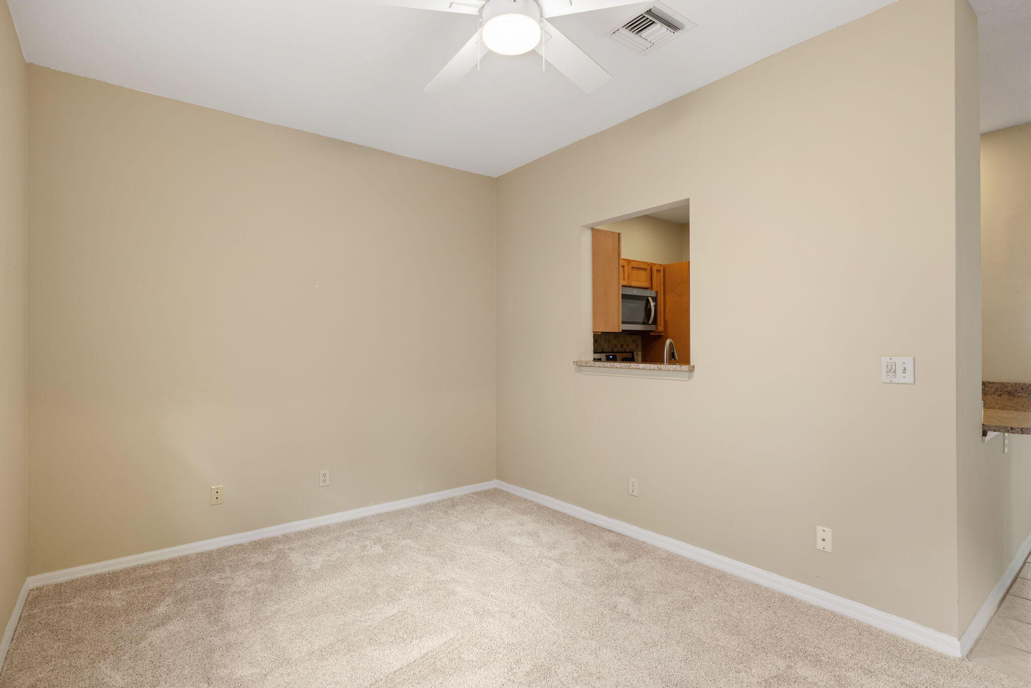 460 Tamarind Place Property Photo 19