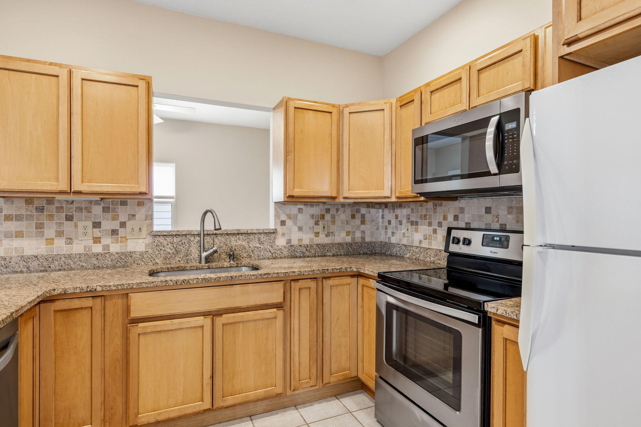 460 Tamarind Place Property Photo 21