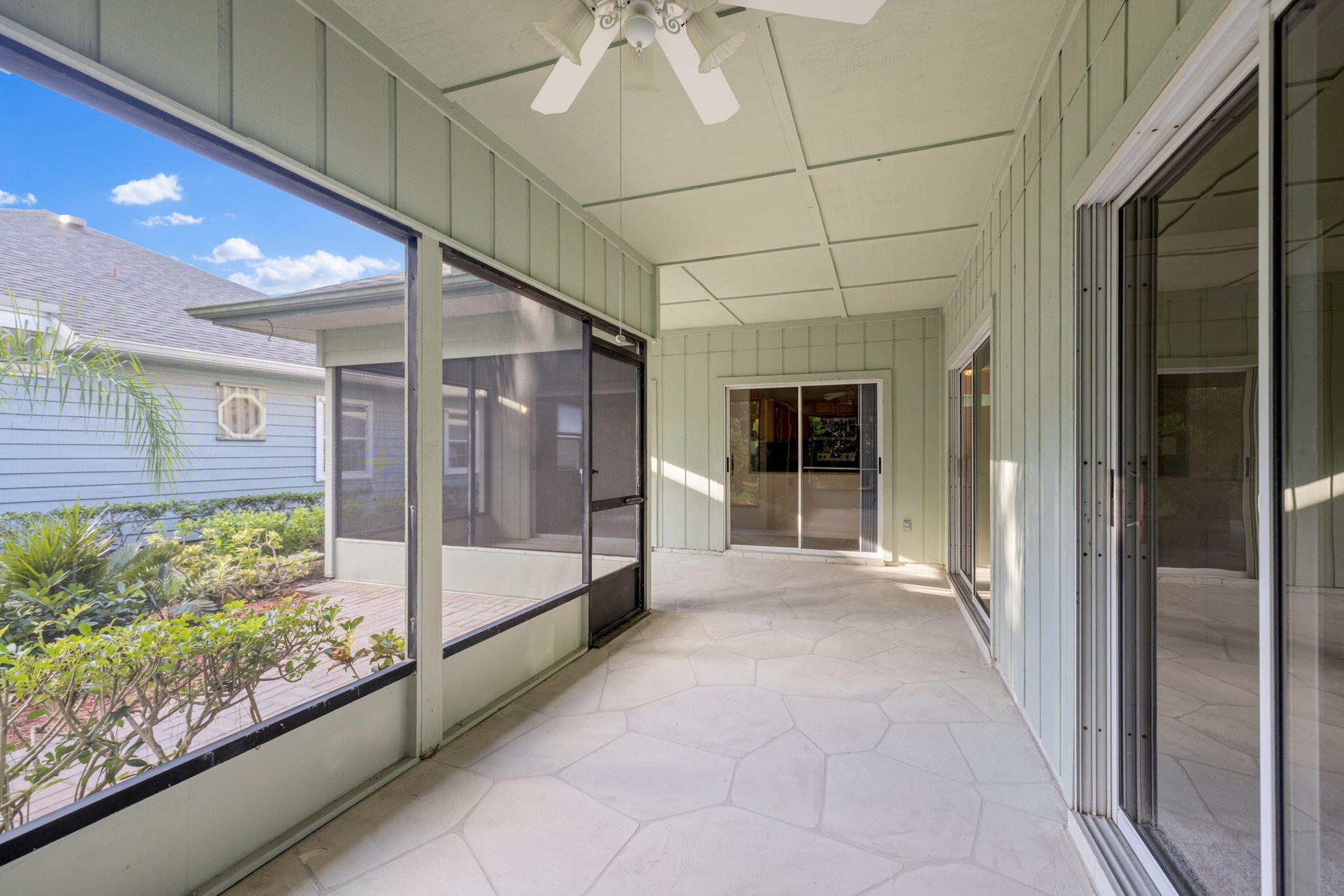 460 Tamarind Place Property Photo 35