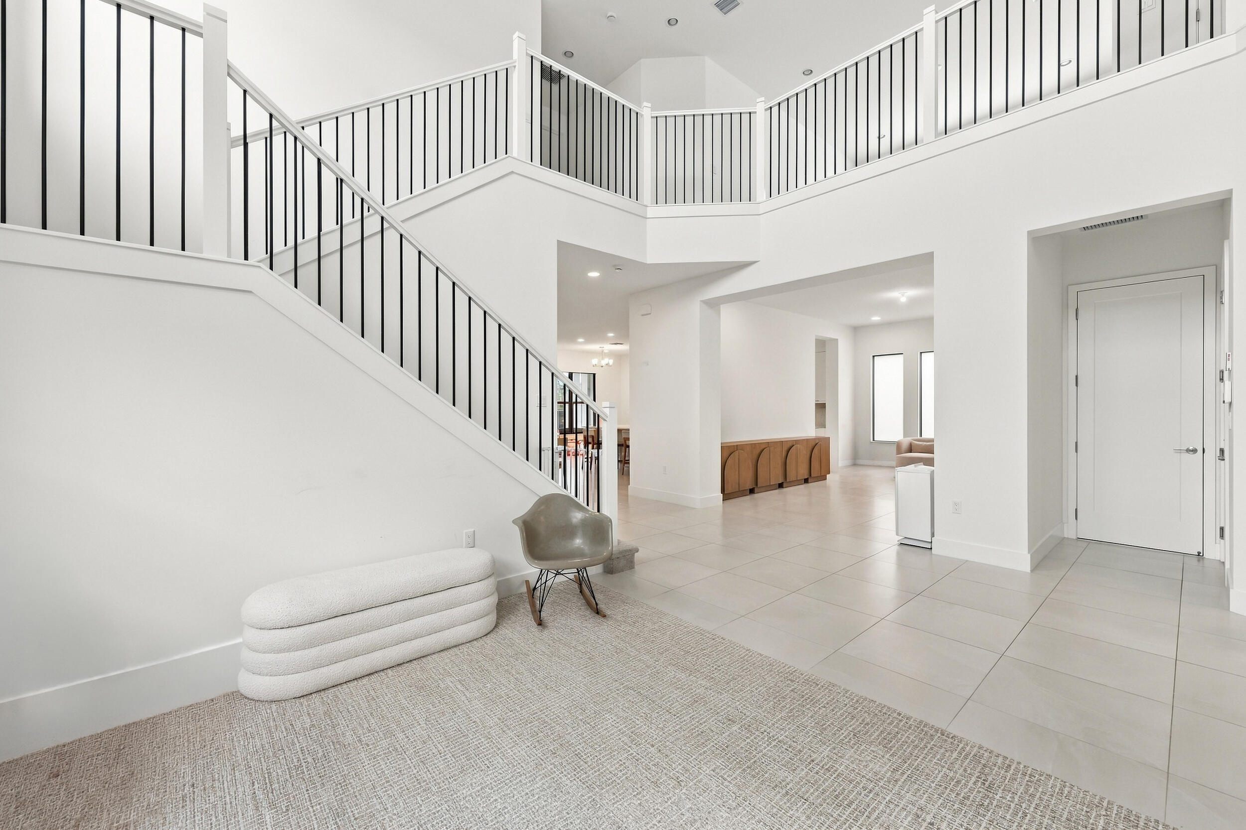 8351 Fishers Island Way Property Photo 7